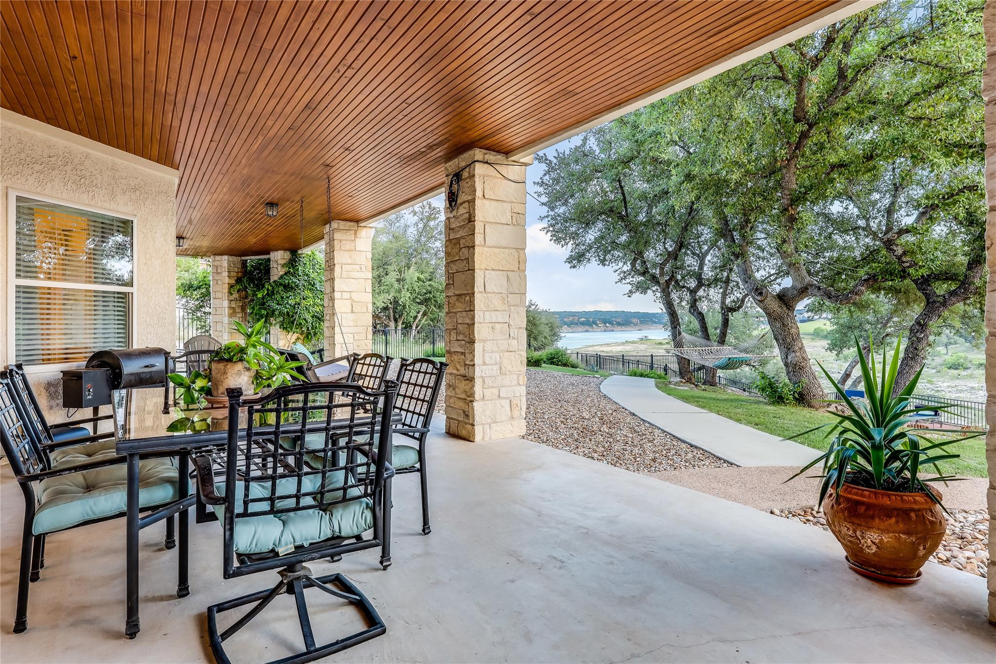 1307 Osprey Ridge Loop, Lago Vista, TX 78645