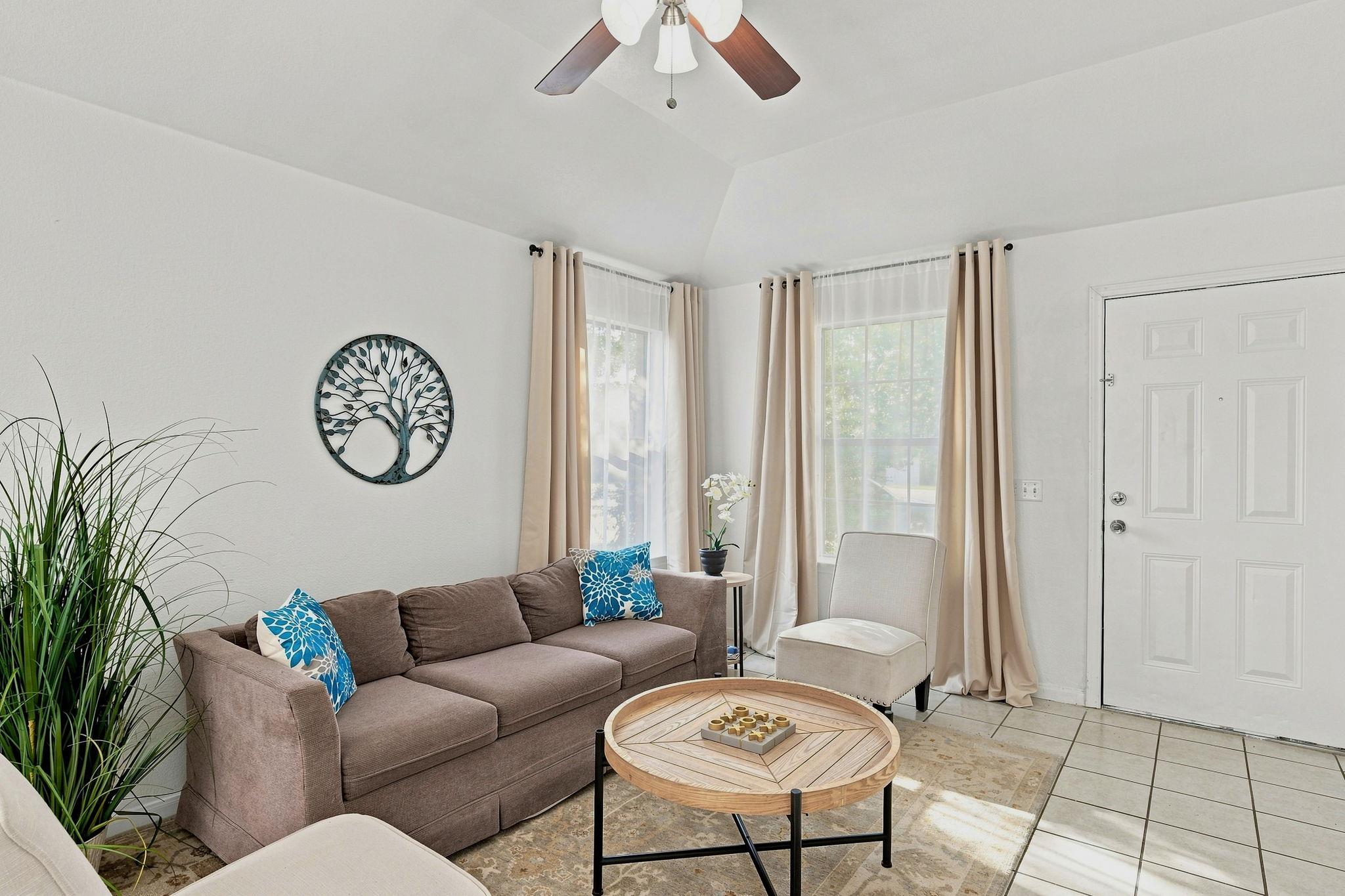 1017 Drovers CV, Georgetown, TX 78626