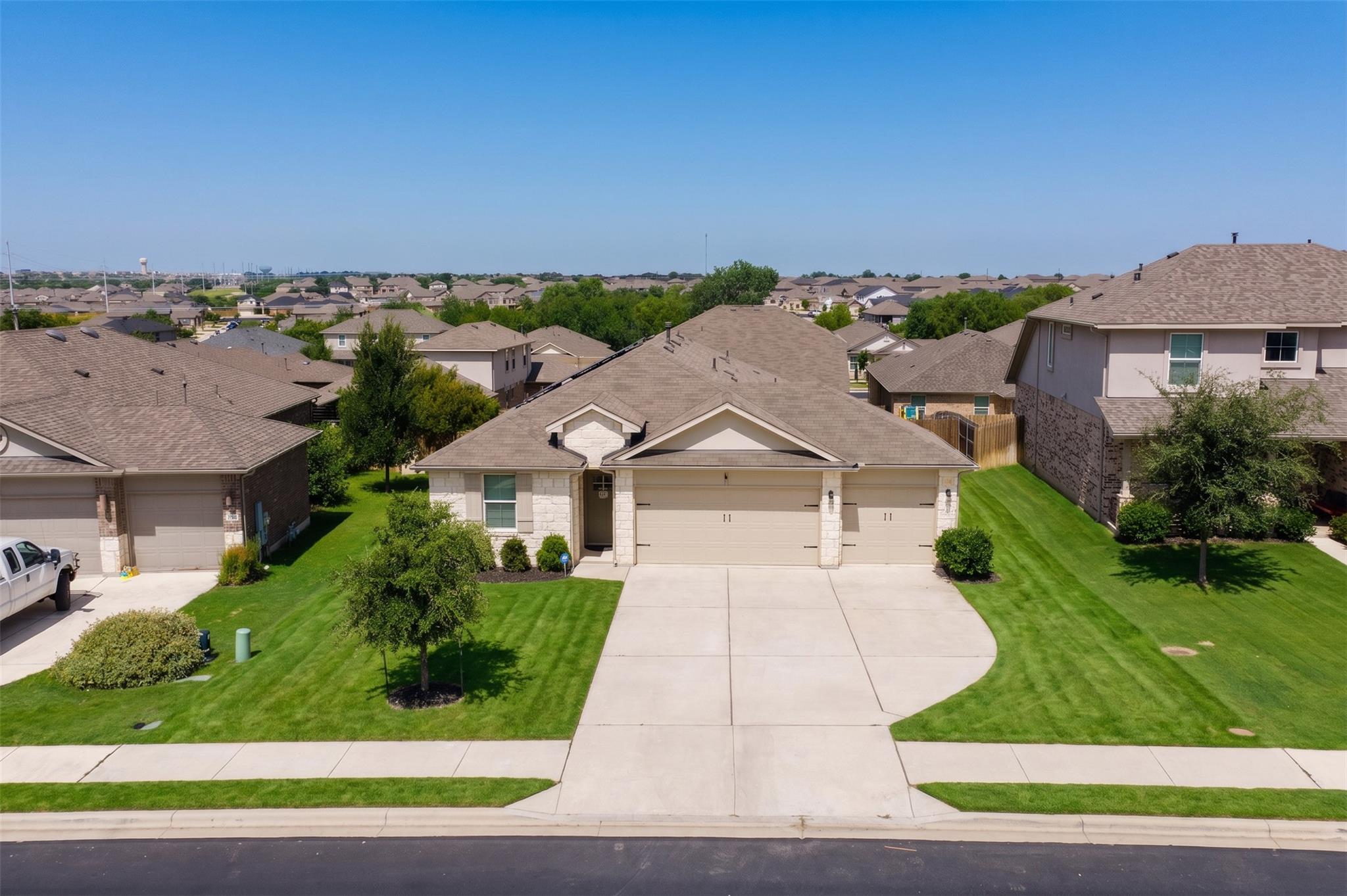 1616 Fairhaven GTWY, Georgetown, TX 78626
