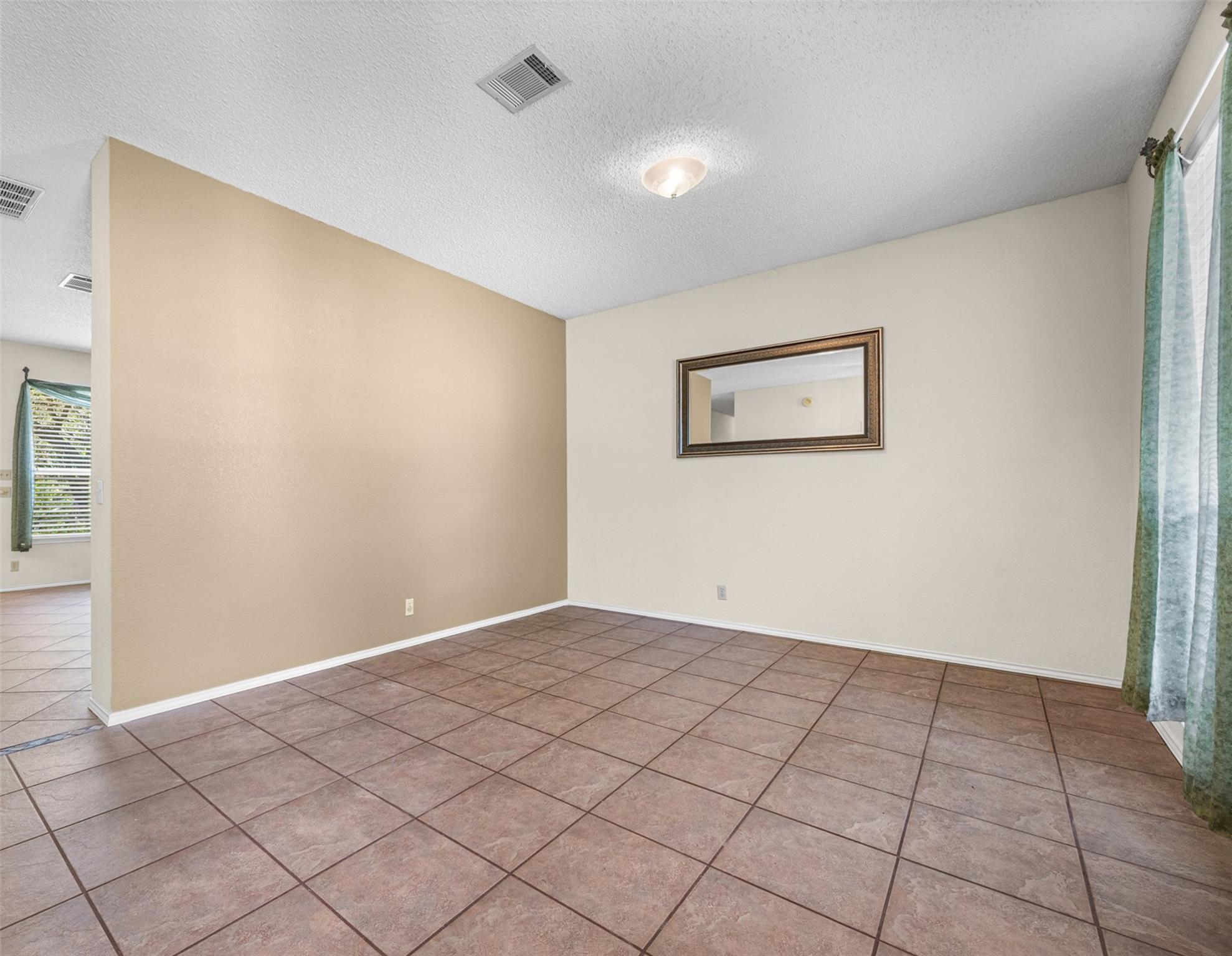 6661 Ruxton LN, Austin, TX 78749