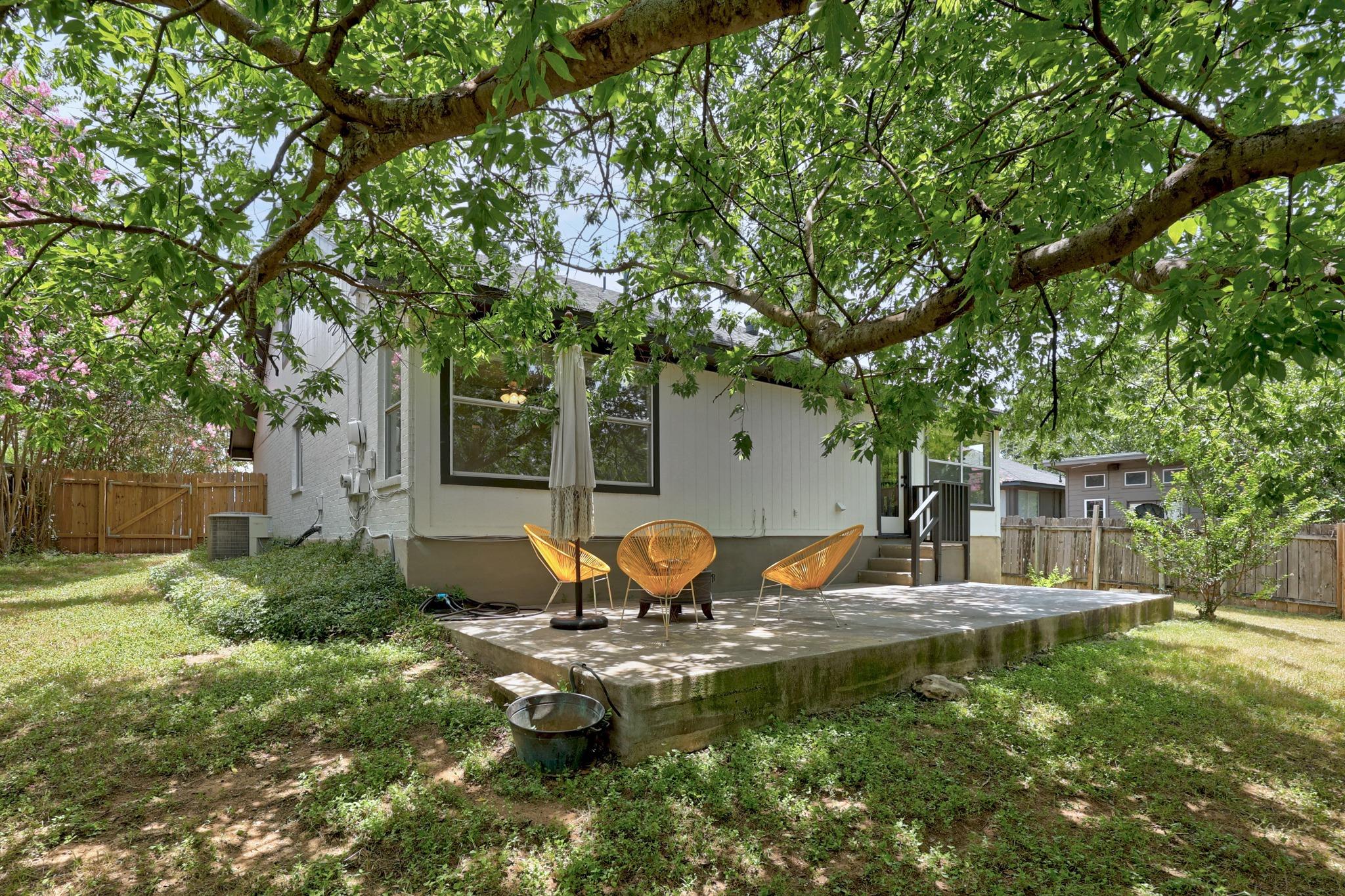 2327 Wright CIR, Round Rock, TX 78664