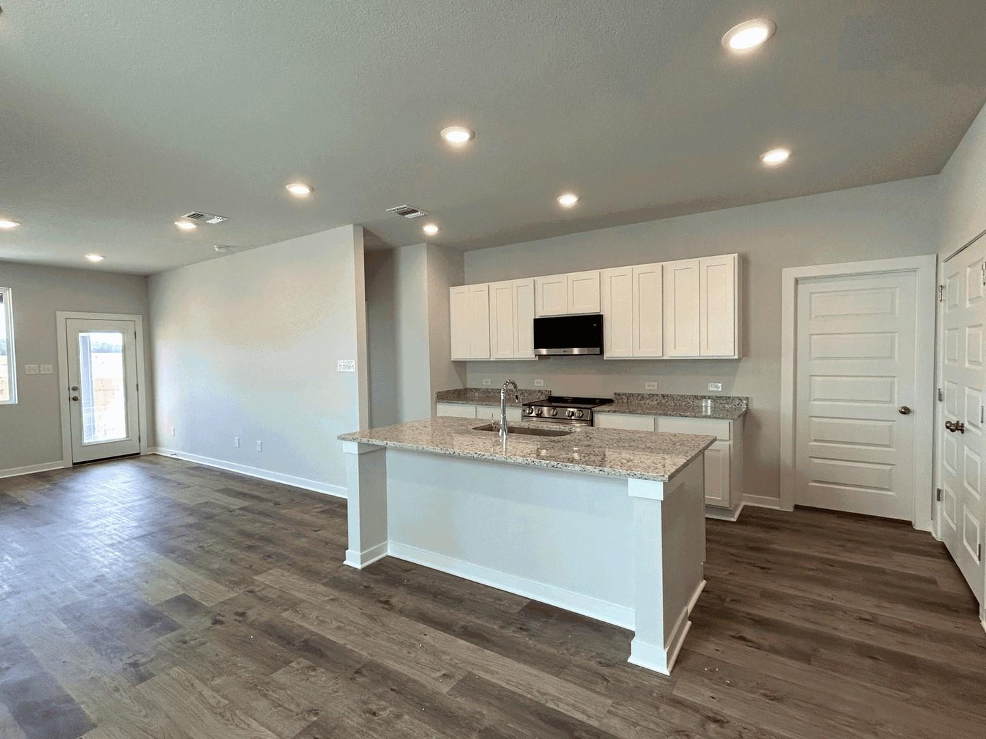 240 Firefox Way, Jarrell, TX 76537
