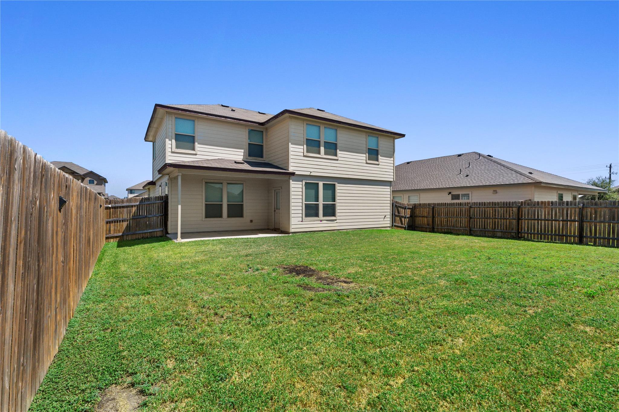 105 Green Jay DR, Jarrell, TX 76537