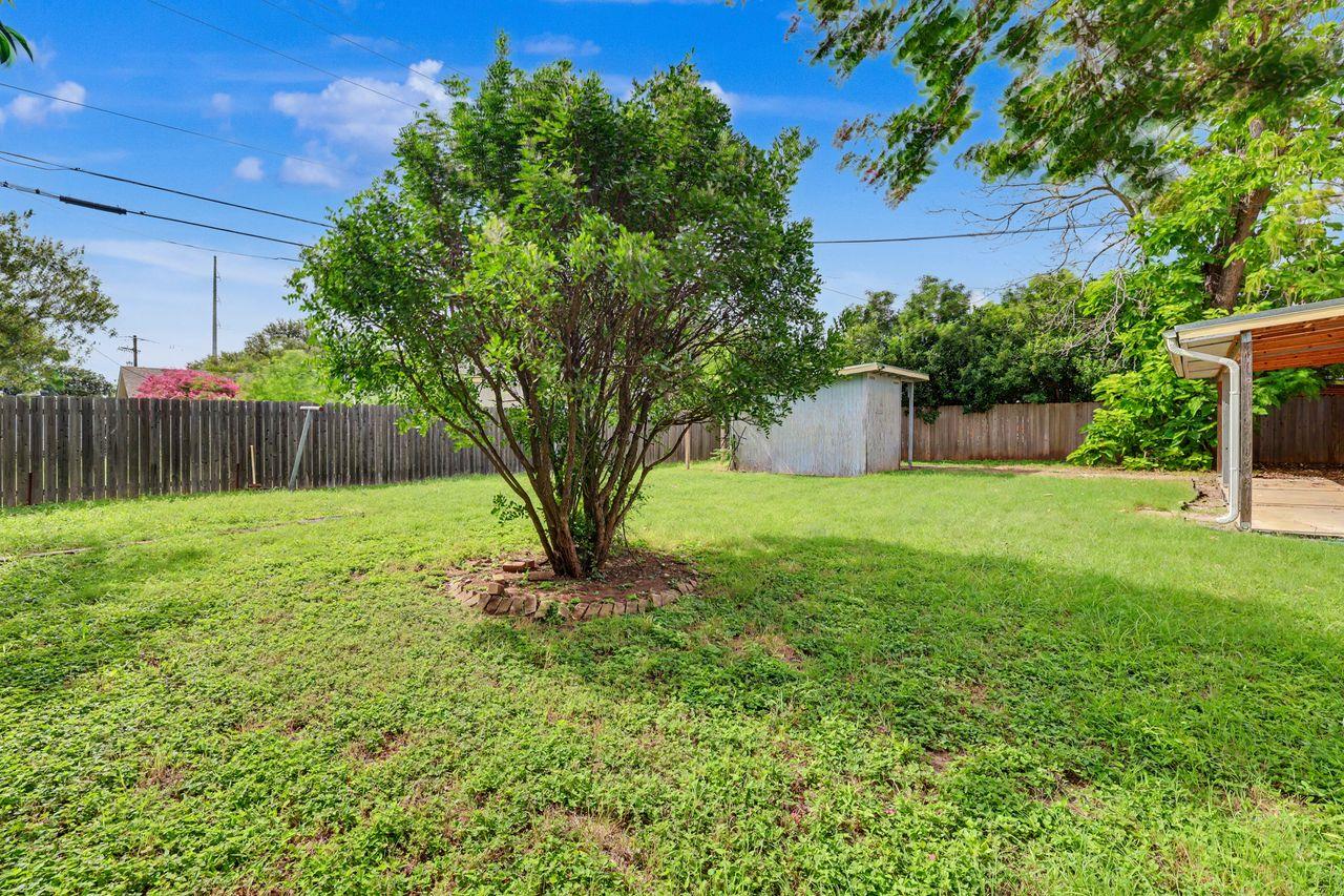 1811 Terry LN, Georgetown, TX 78628