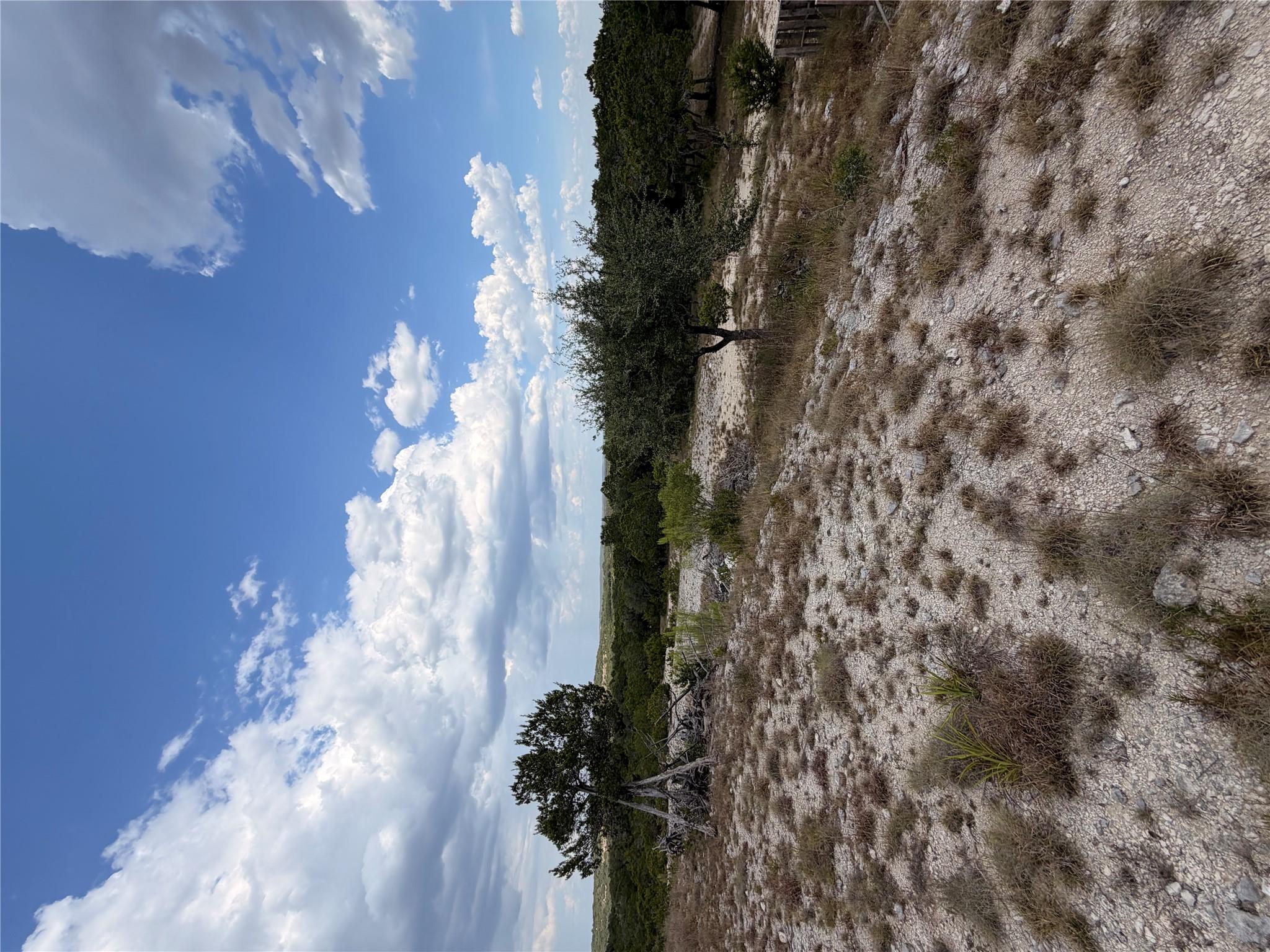 800 Rolling Hills DR, Wimberley, TX 78676