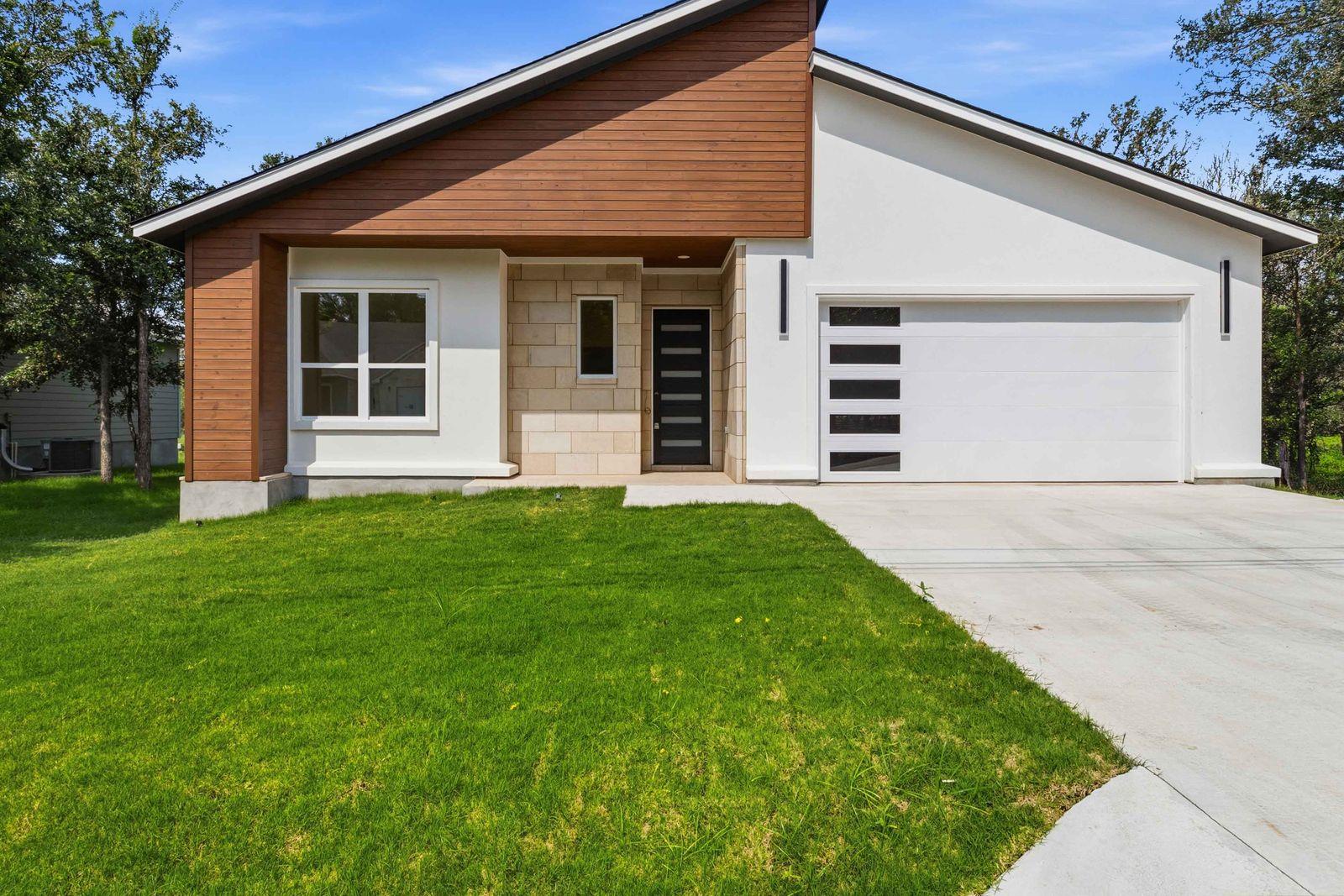 118 Puu Waa Waa LN, Bastrop, TX 78602
