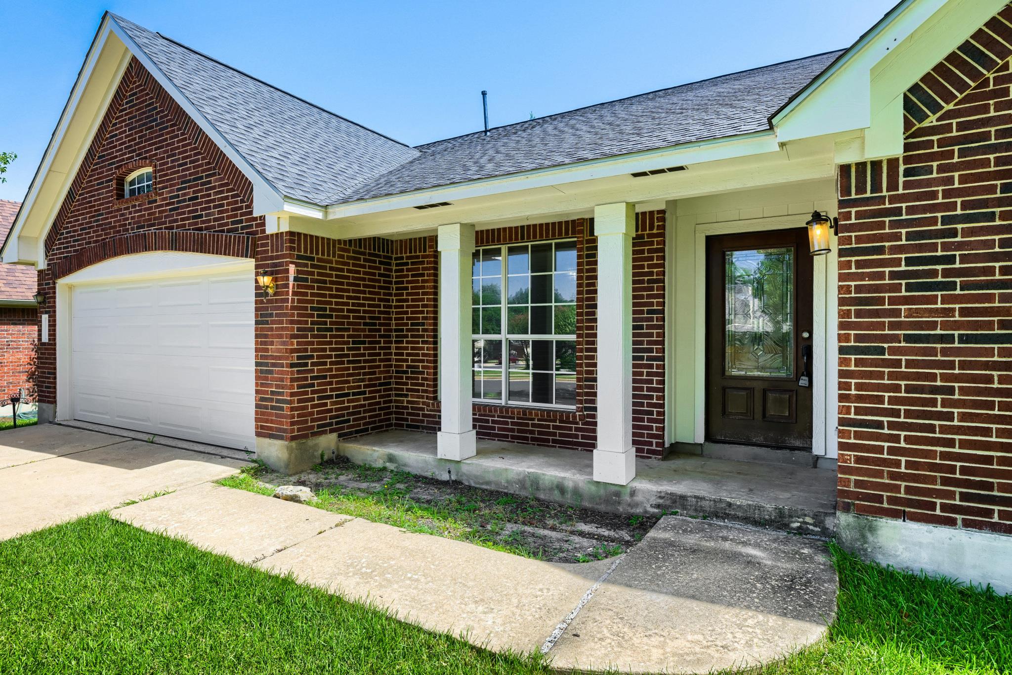 8221 Manx DR, Round Rock, TX 78681
