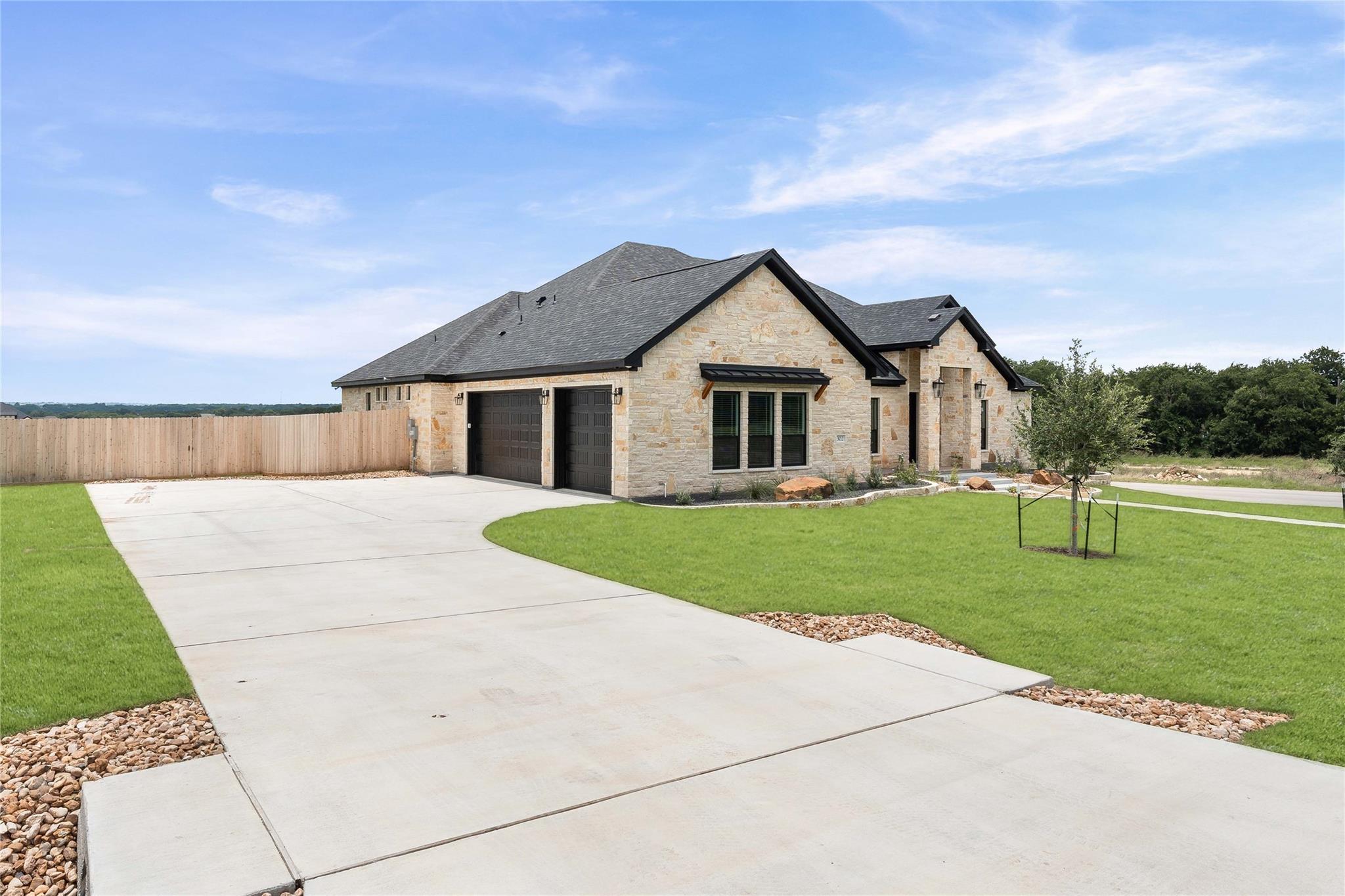 302 Rodeo RD, Salado, TX 76571