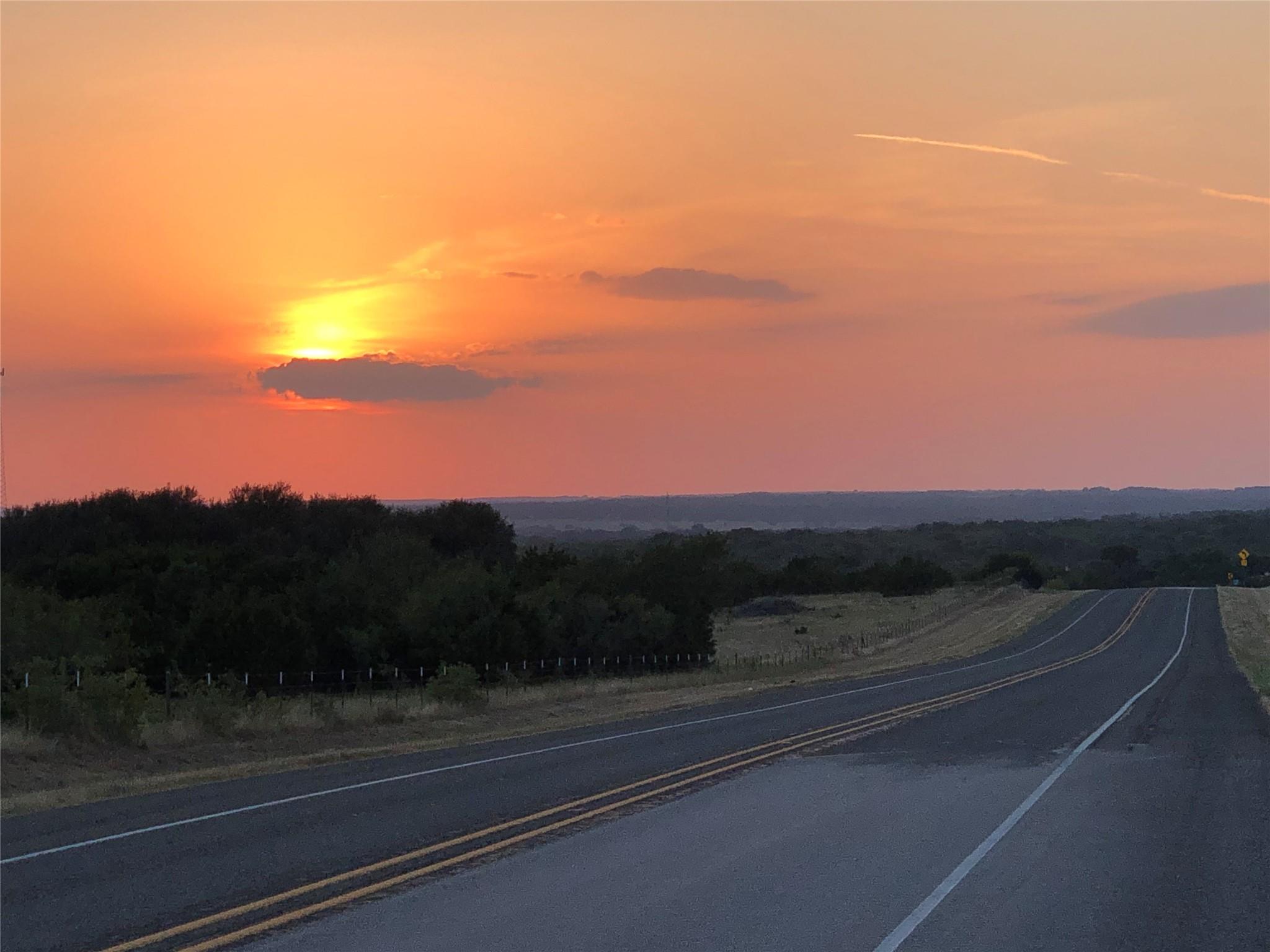 000 Happy Ridge DR, Briggs, TX 78608