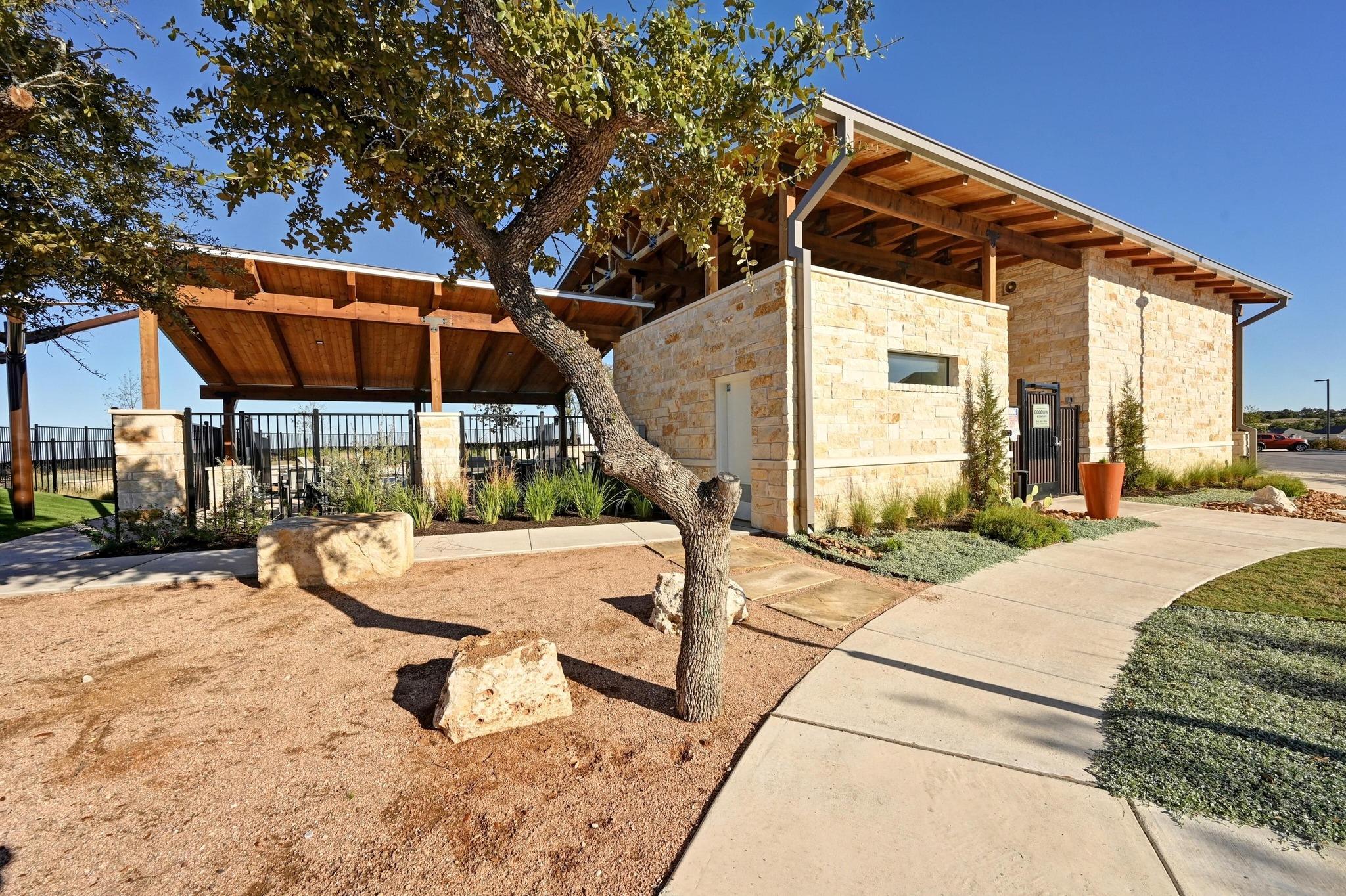 142 Dome Peak TER, Dripping Springs, TX 78620