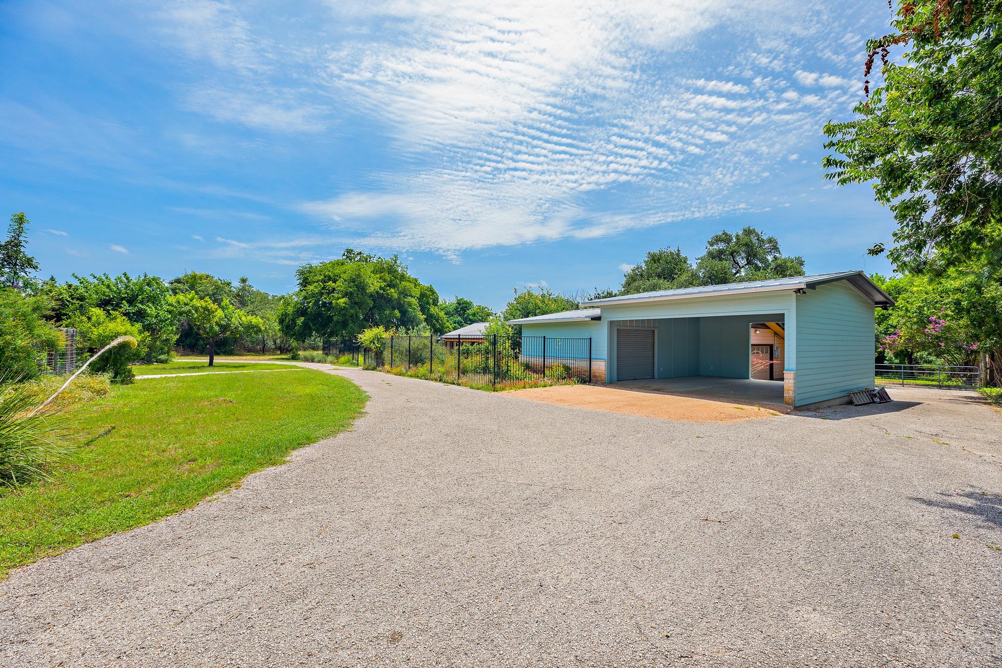 501 Liberty DR, Liberty Hill, TX 78642