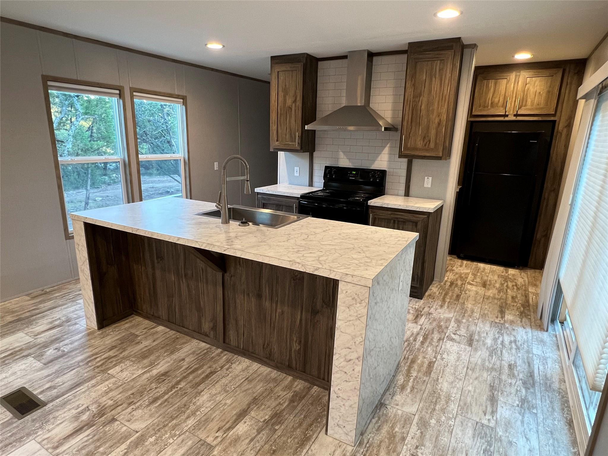 11369 Mountain Top CIR, Jonestown, TX 78645
