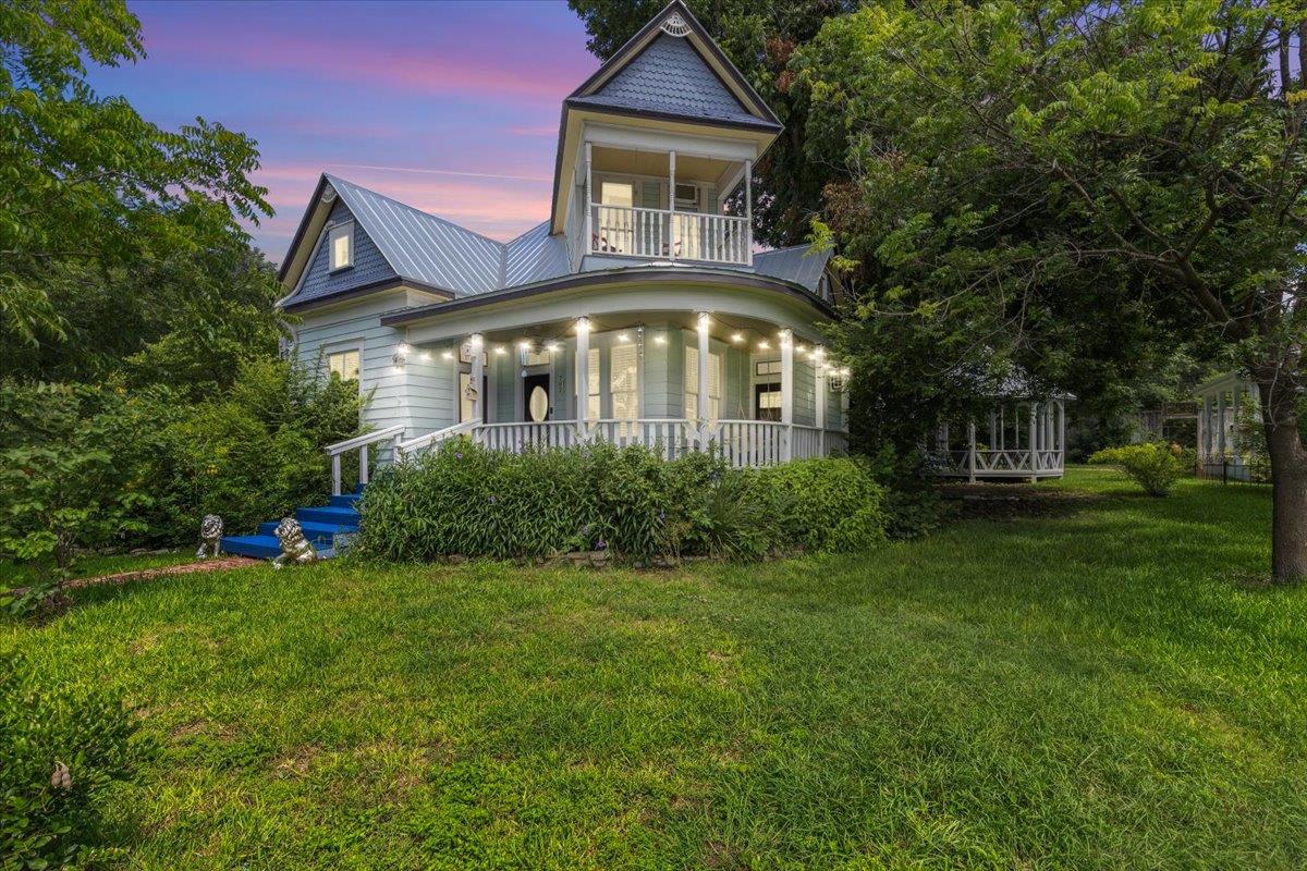 702 E Main ST, Round Rock, TX 78664