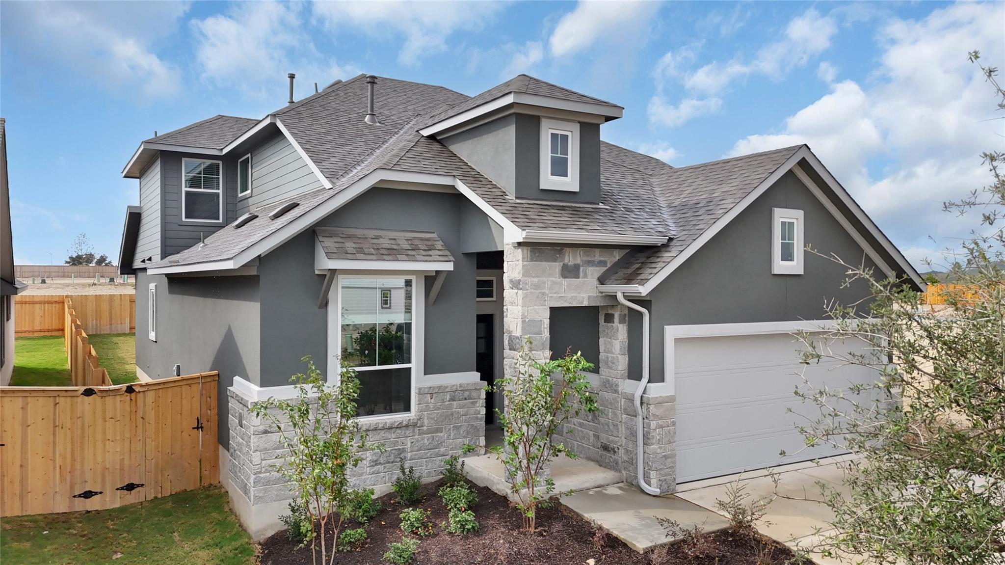 317 West Faulkner ST, Liberty Hill, TX 78642
