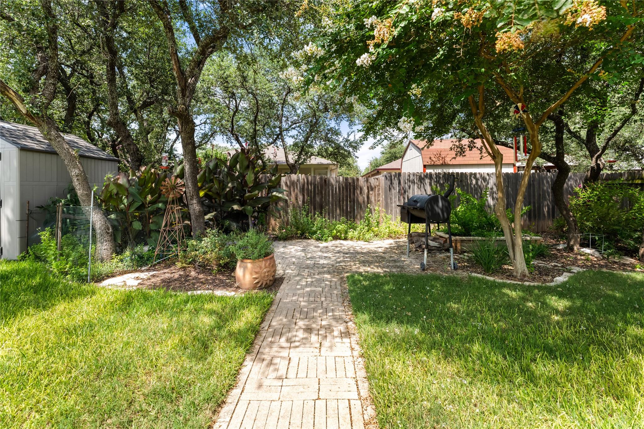 3555 Rock Shelf LN, Round Rock, TX 78681