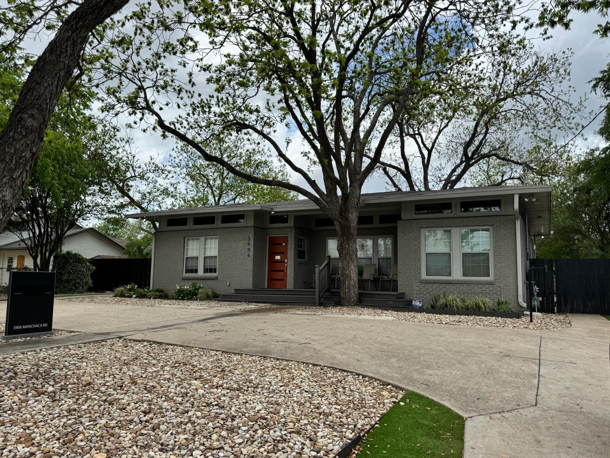 3906 Menchaca RD, Austin, TX 78704