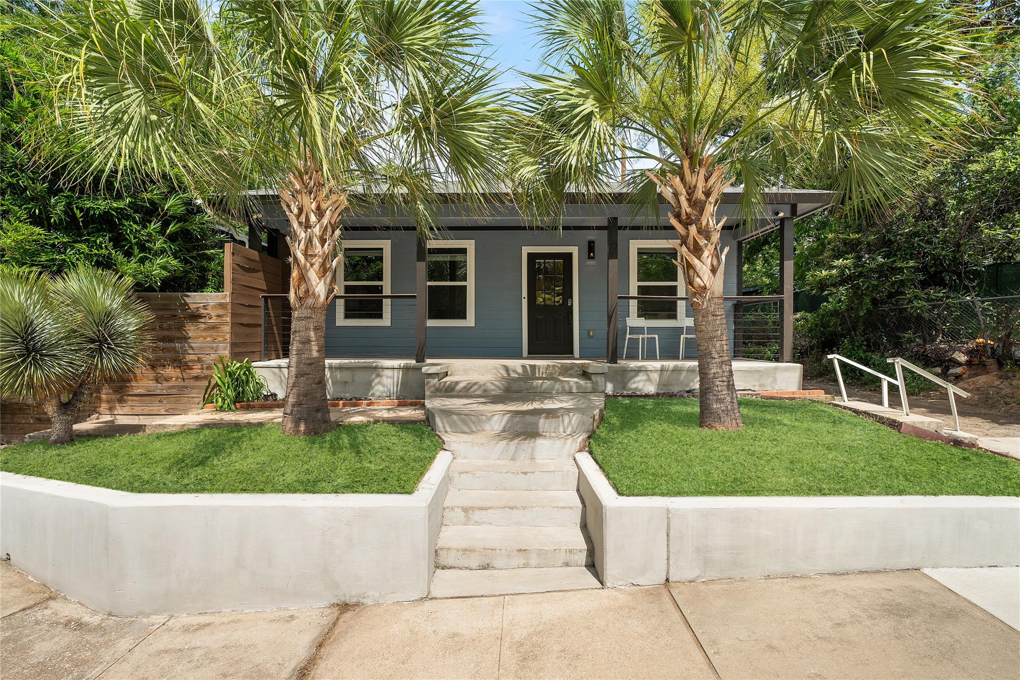 2214 Garden ST #1, Austin, TX 78702