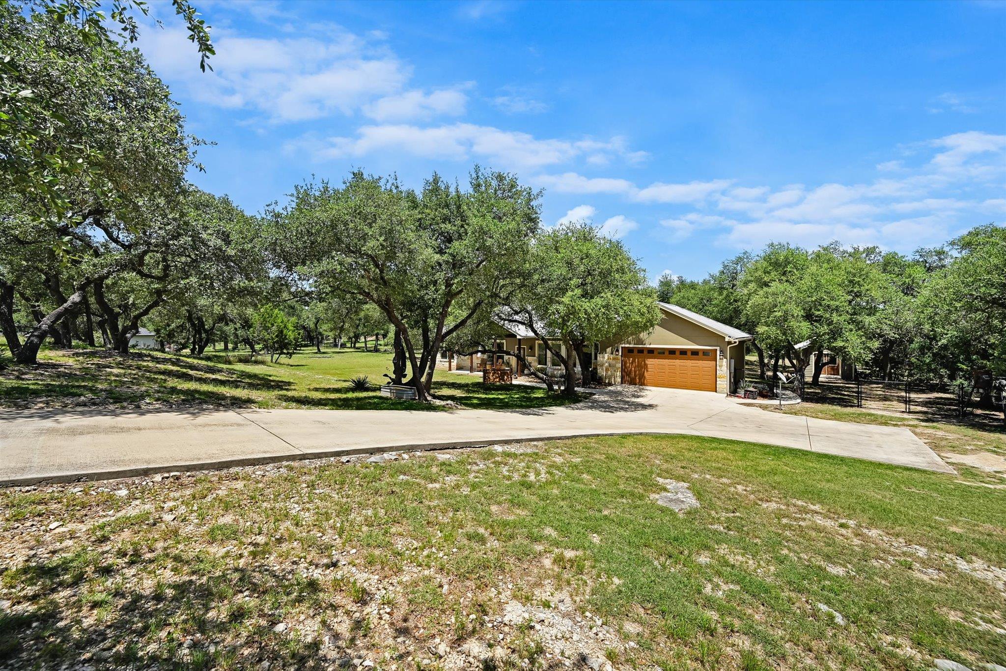 281 Kellog, Fischer, TX 78623