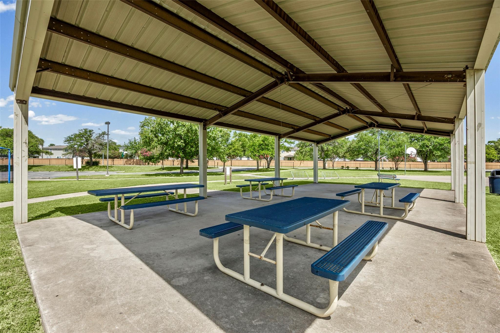 1313 Laurelleaf DR, Pflugerville, TX 78660