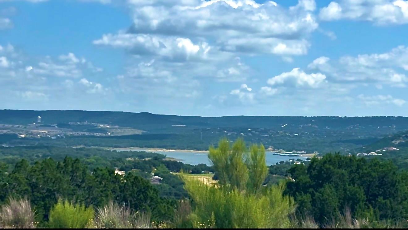 000 Portsmouth CV, Lago Vista, TX 78645