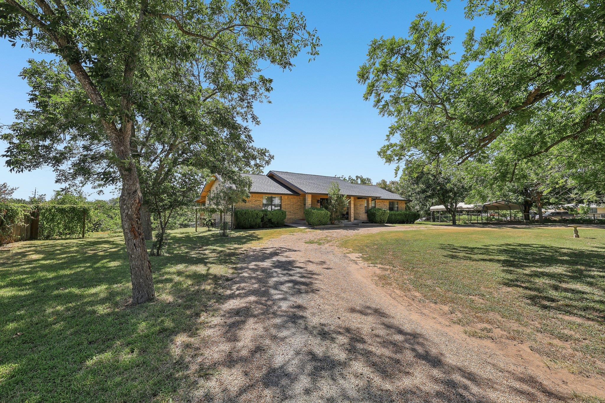 504 Perkins ST, Bastrop, TX 78602