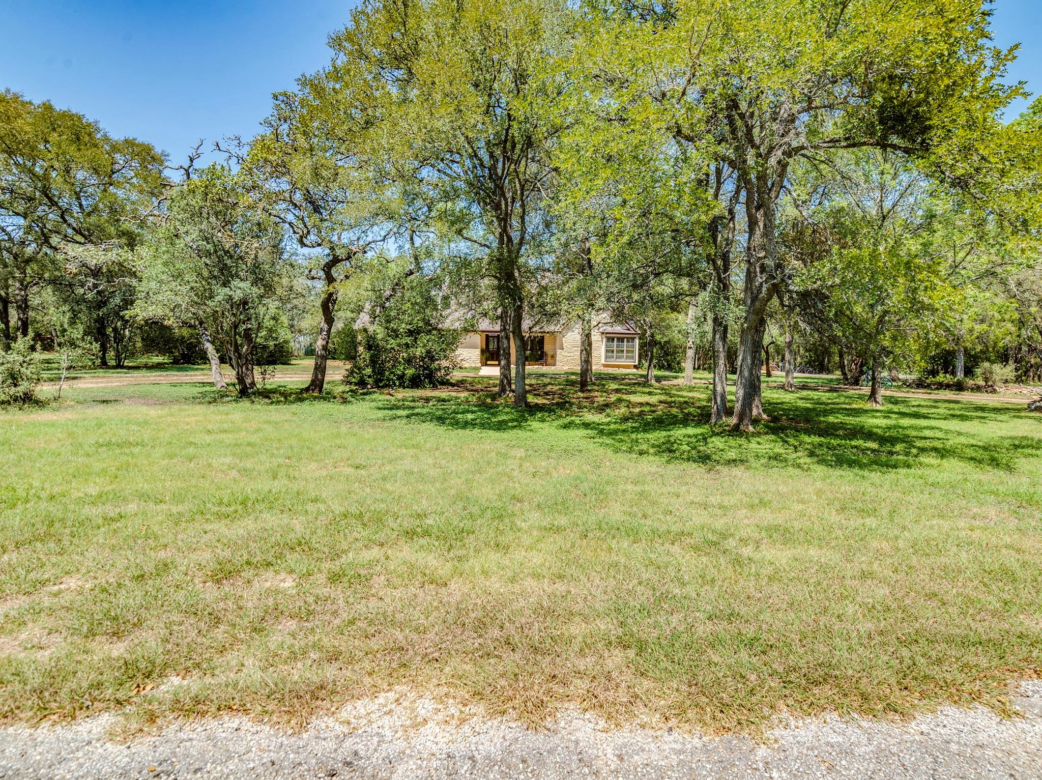 1112 Live Oak Loop, Buda, TX 78610