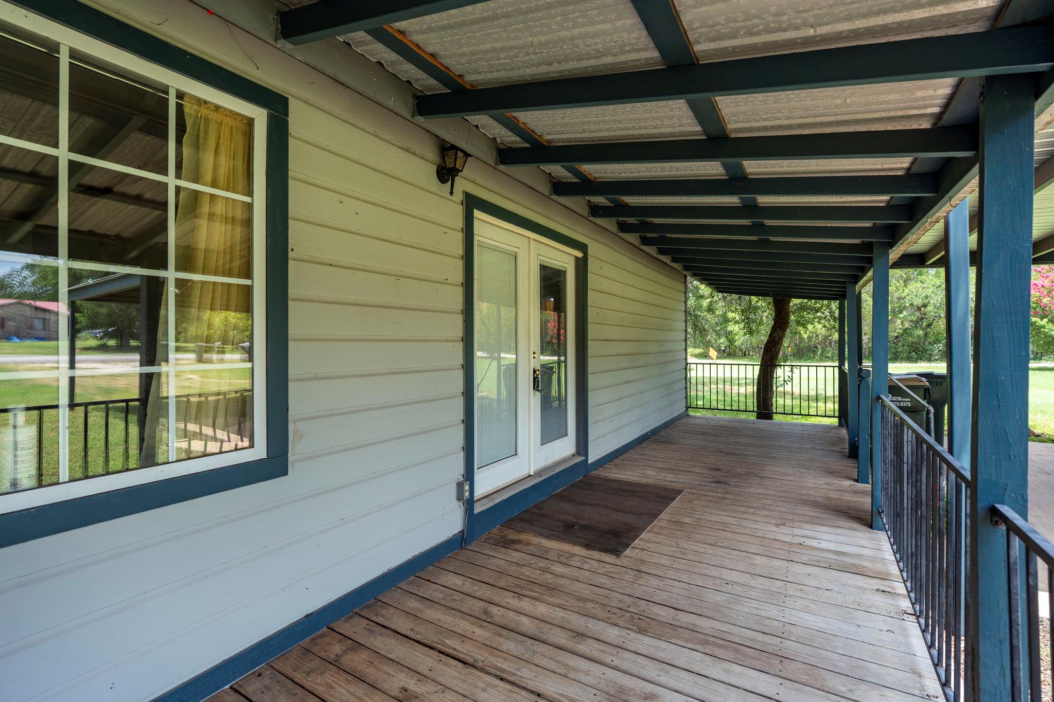 510 Country LN, Hays, TX 78610