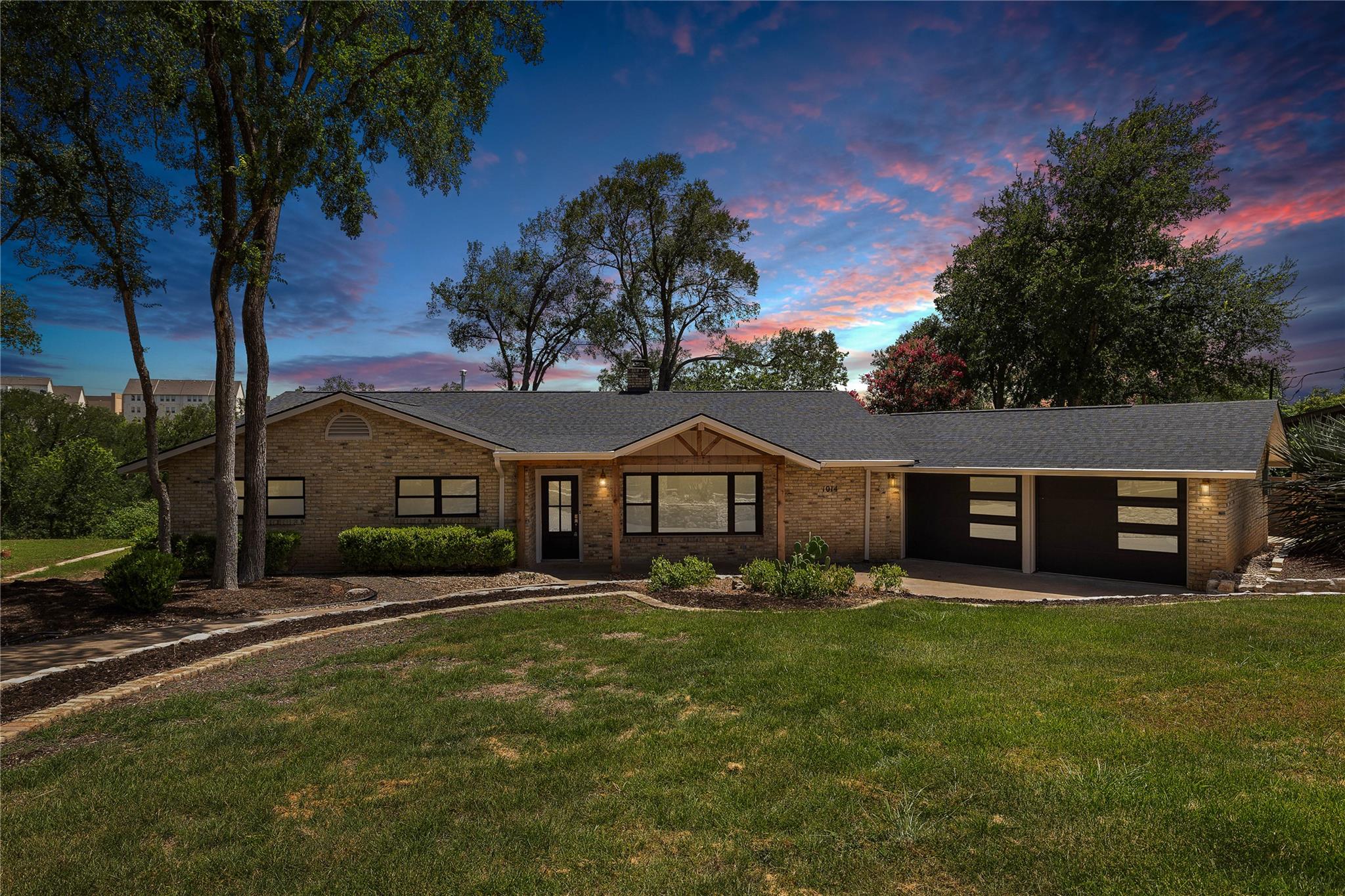 1014 Country Club RD, Georgetown, TX 78628