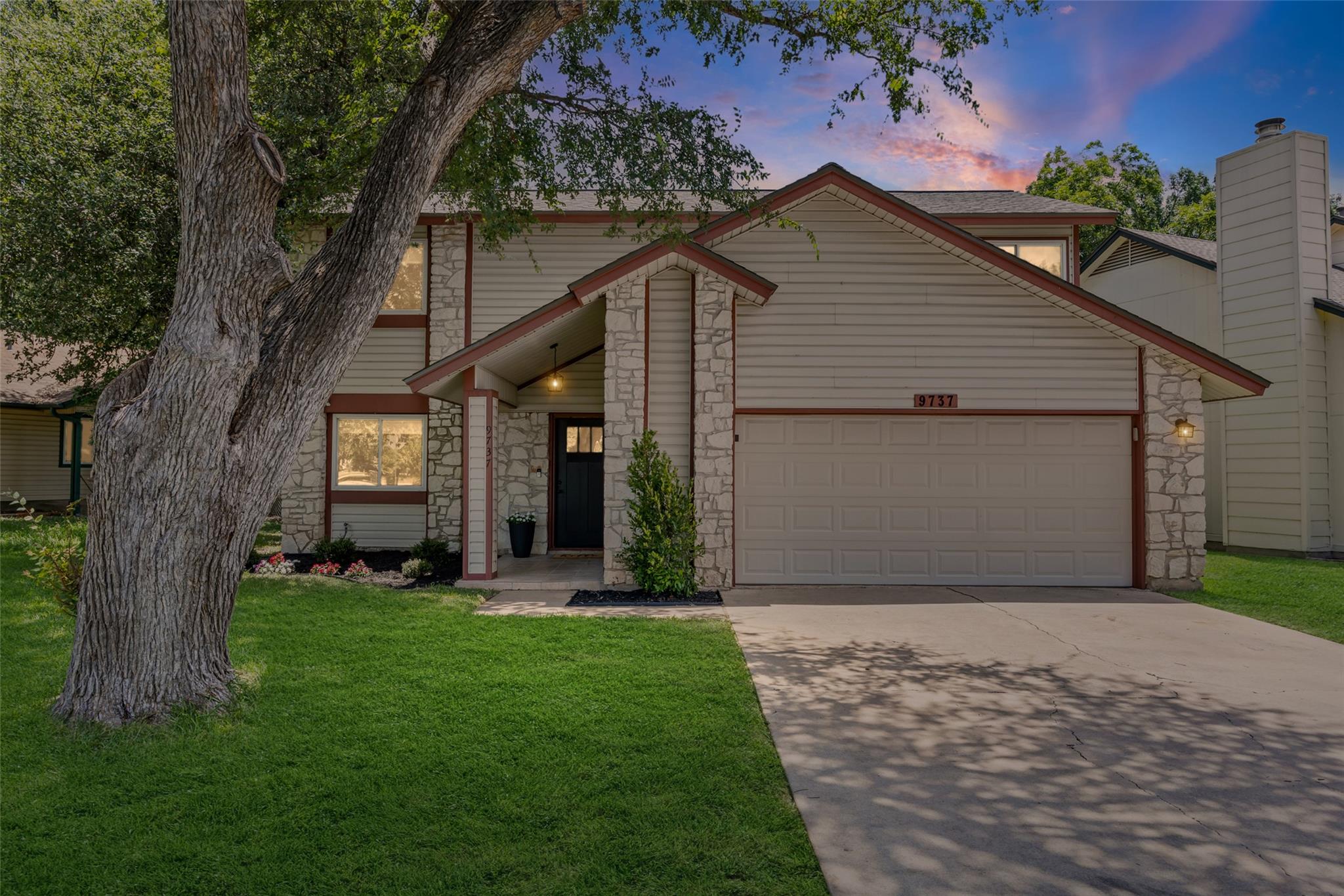 9737 Anderson Village DR, Austin, TX 78729