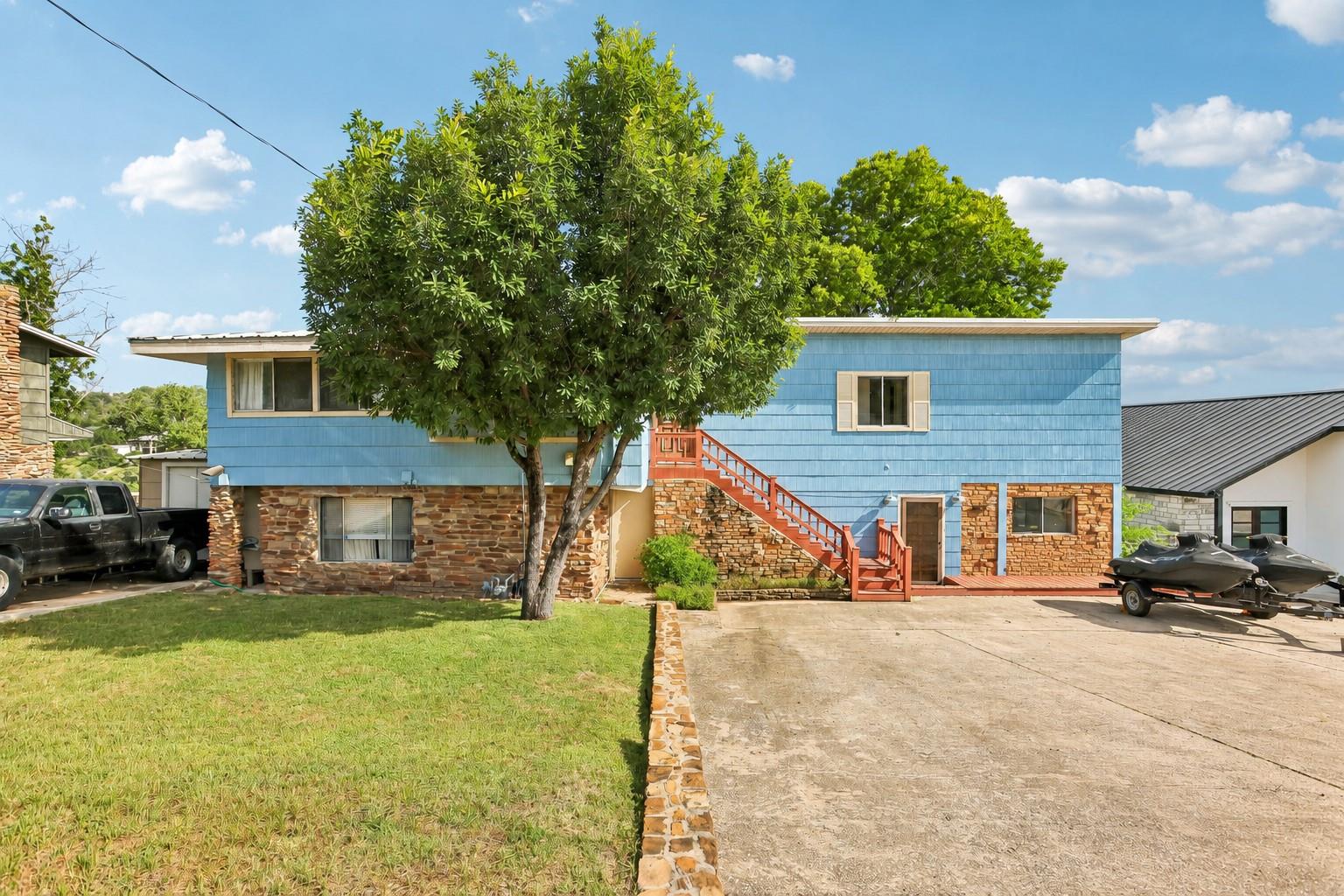 2516 Circle DR, Marble Falls, TX 78654