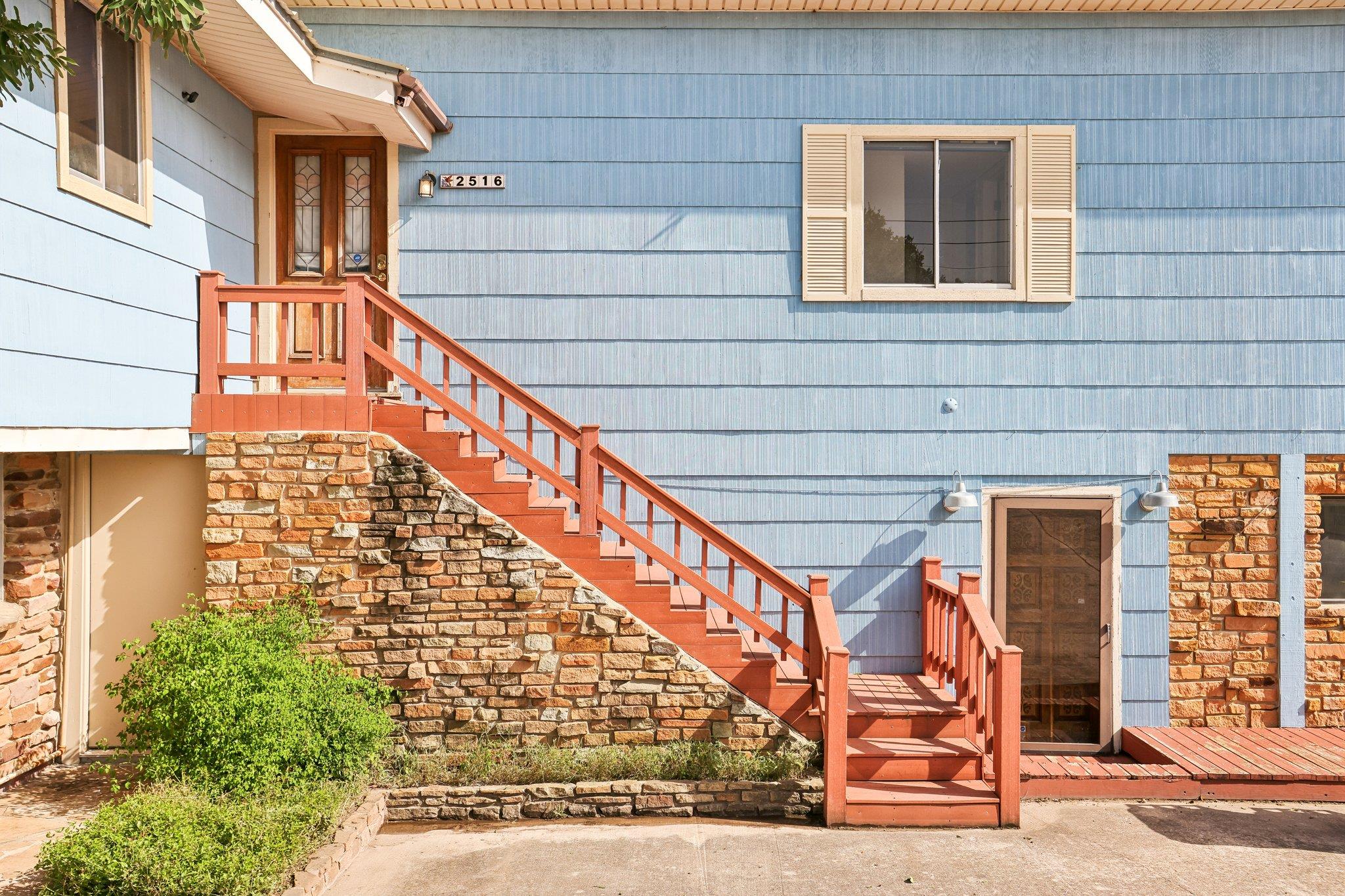 2516 Circle DR, Marble Falls, TX 78654