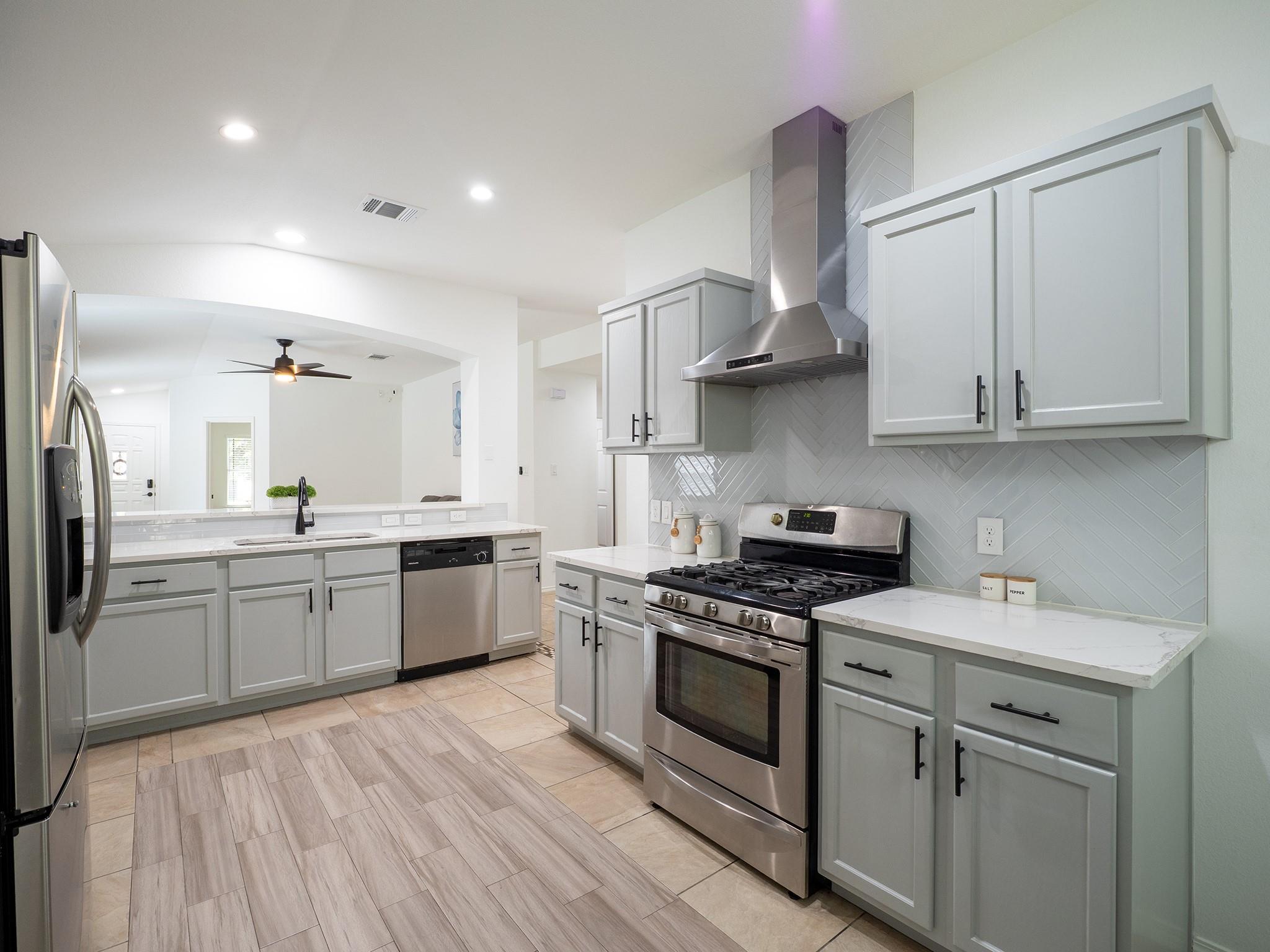 3900 Sojourner ST, Austin, TX 78725