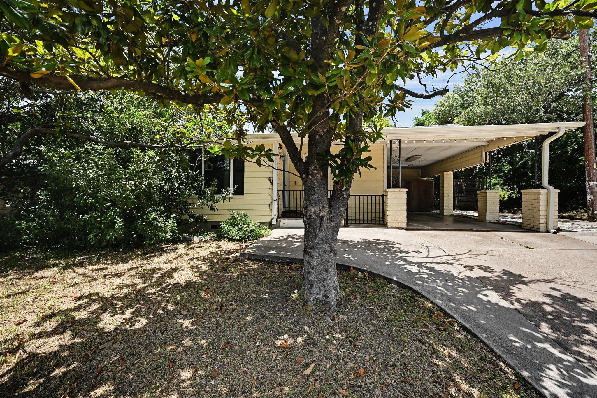 3406 E Martin Luther King Jr BLVD, Austin, TX 78721