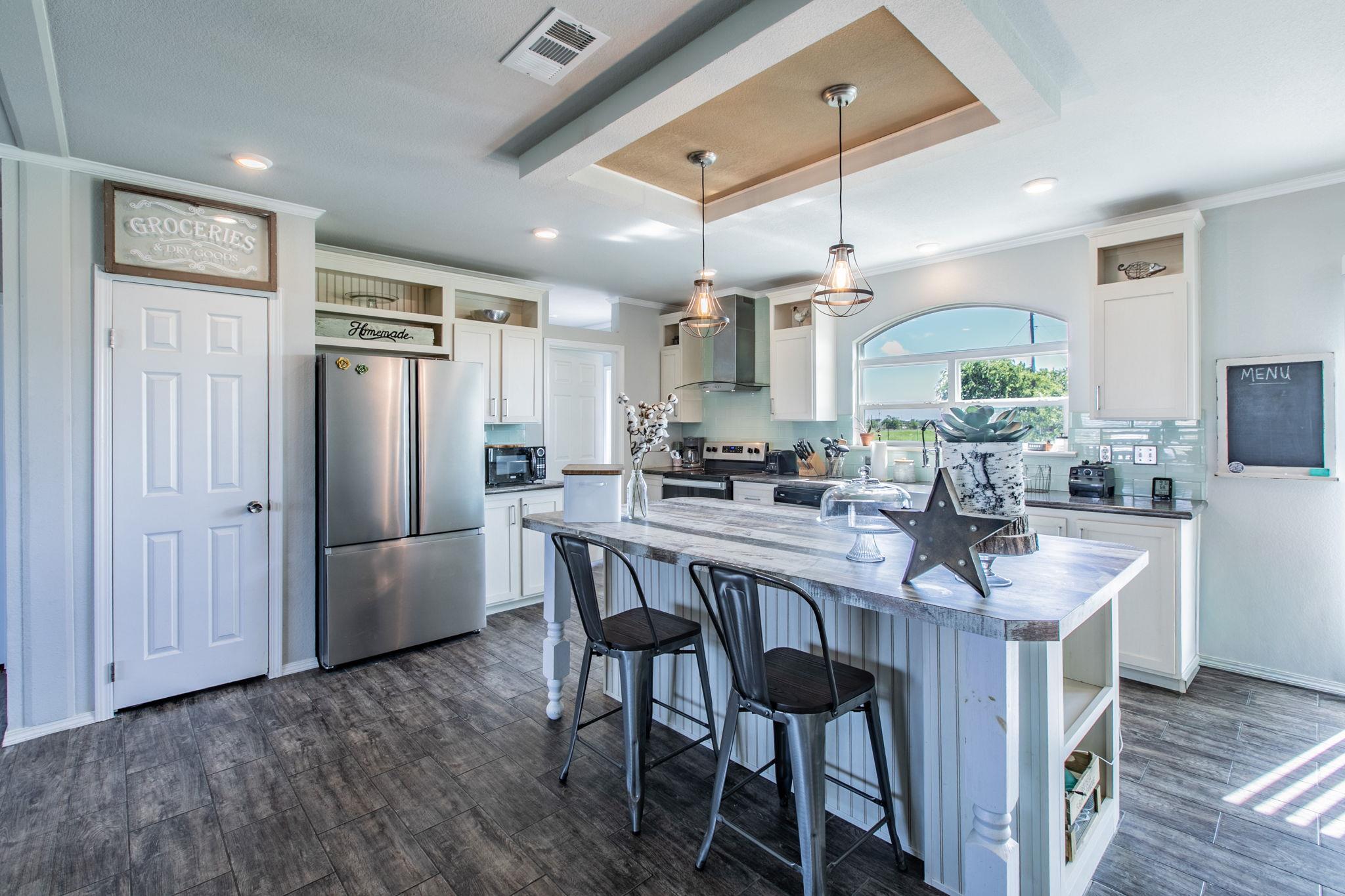 127 Dockal DR, Bertram, TX 78605