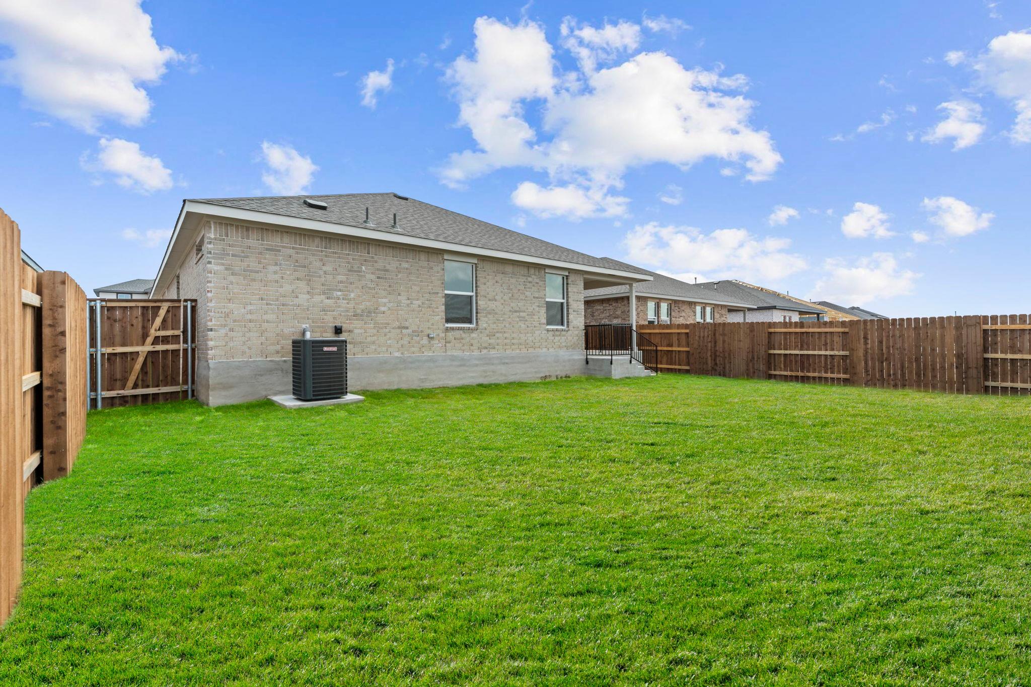 1836 Dandy Brush DR, Leander, TX 78641