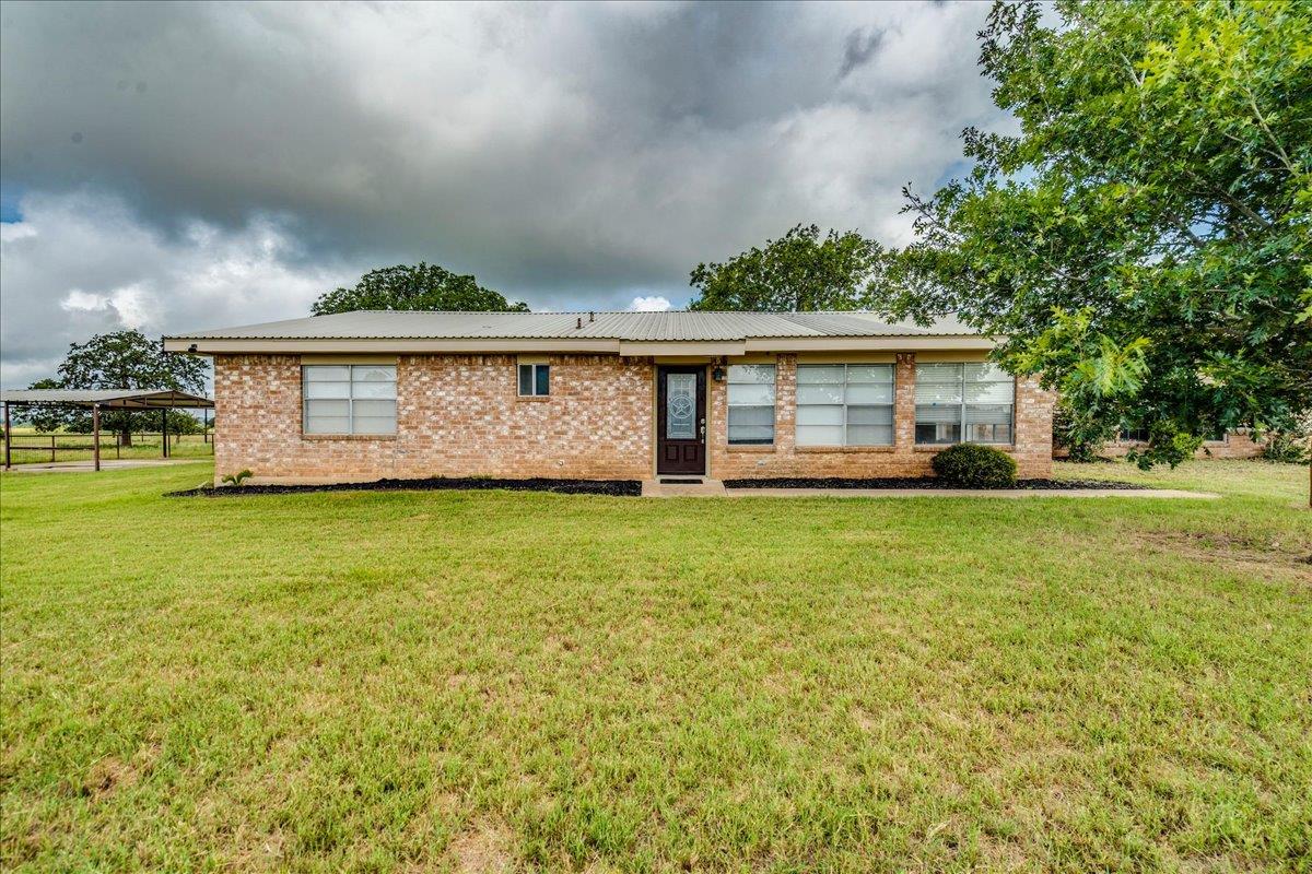 595 Cardinal RD, Rosanky, TX 78953