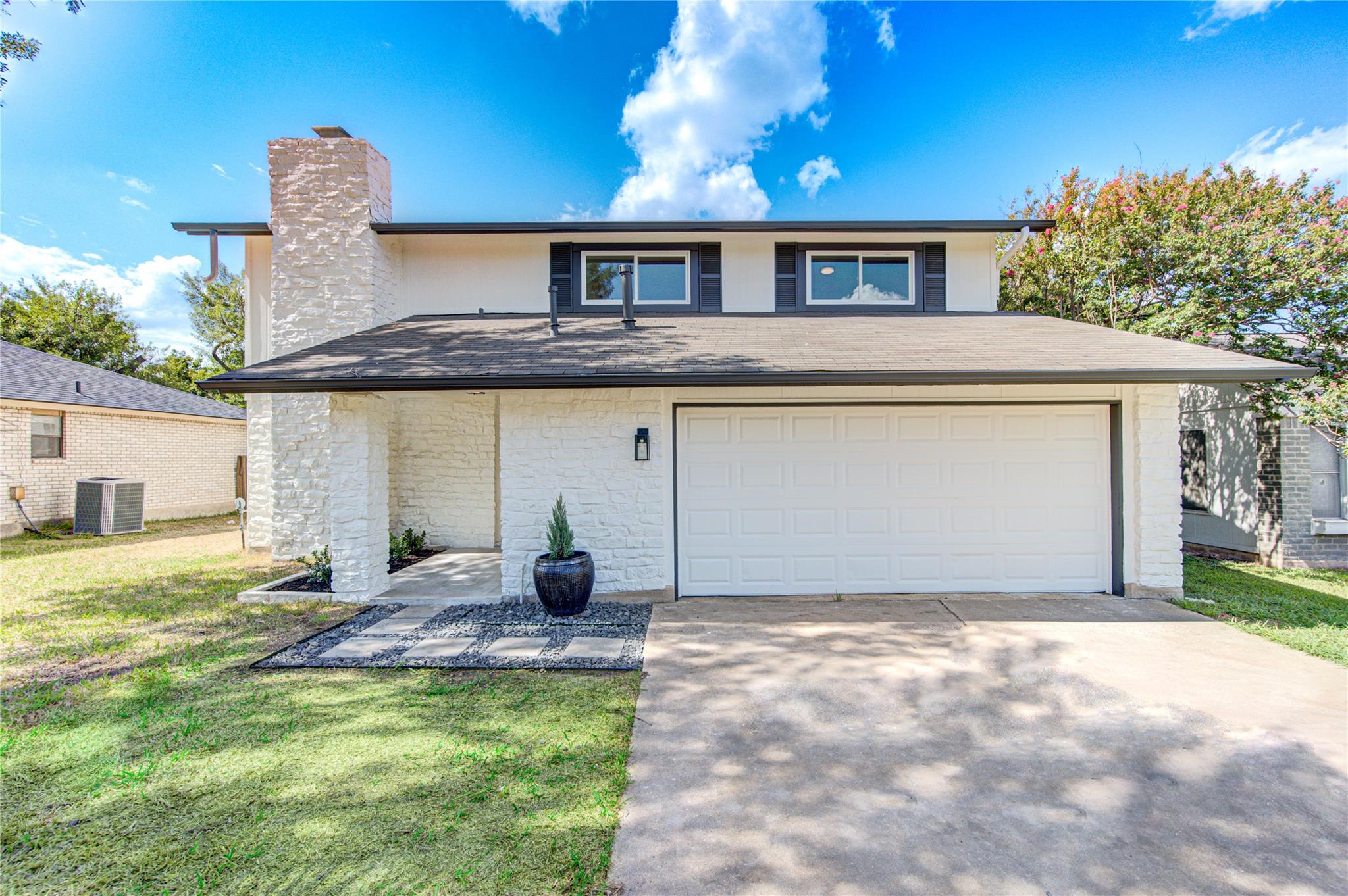 10070 Woodland Village DR, Austin, TX 78750