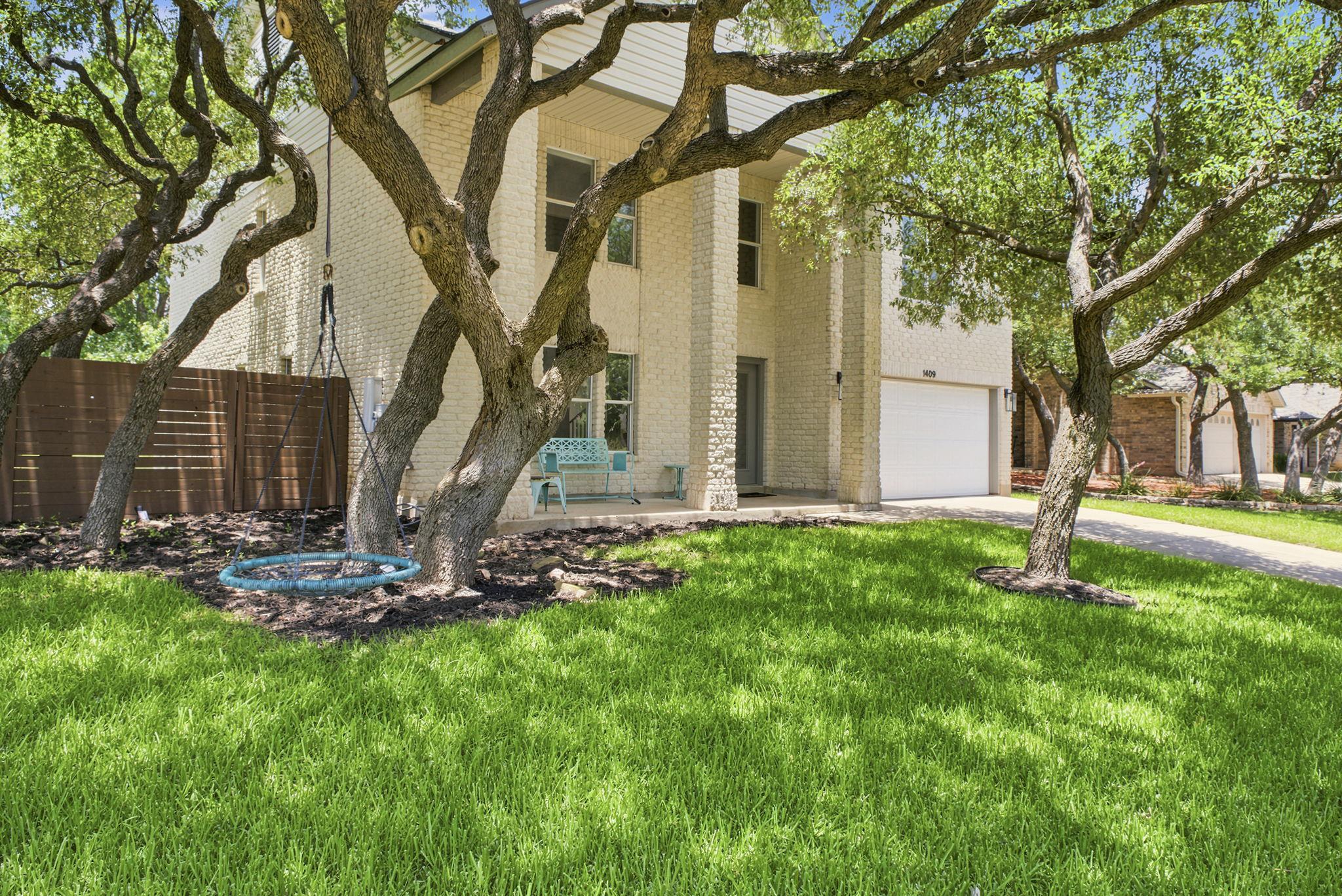 1409 Chalk LN, Cedar Park, TX 78613