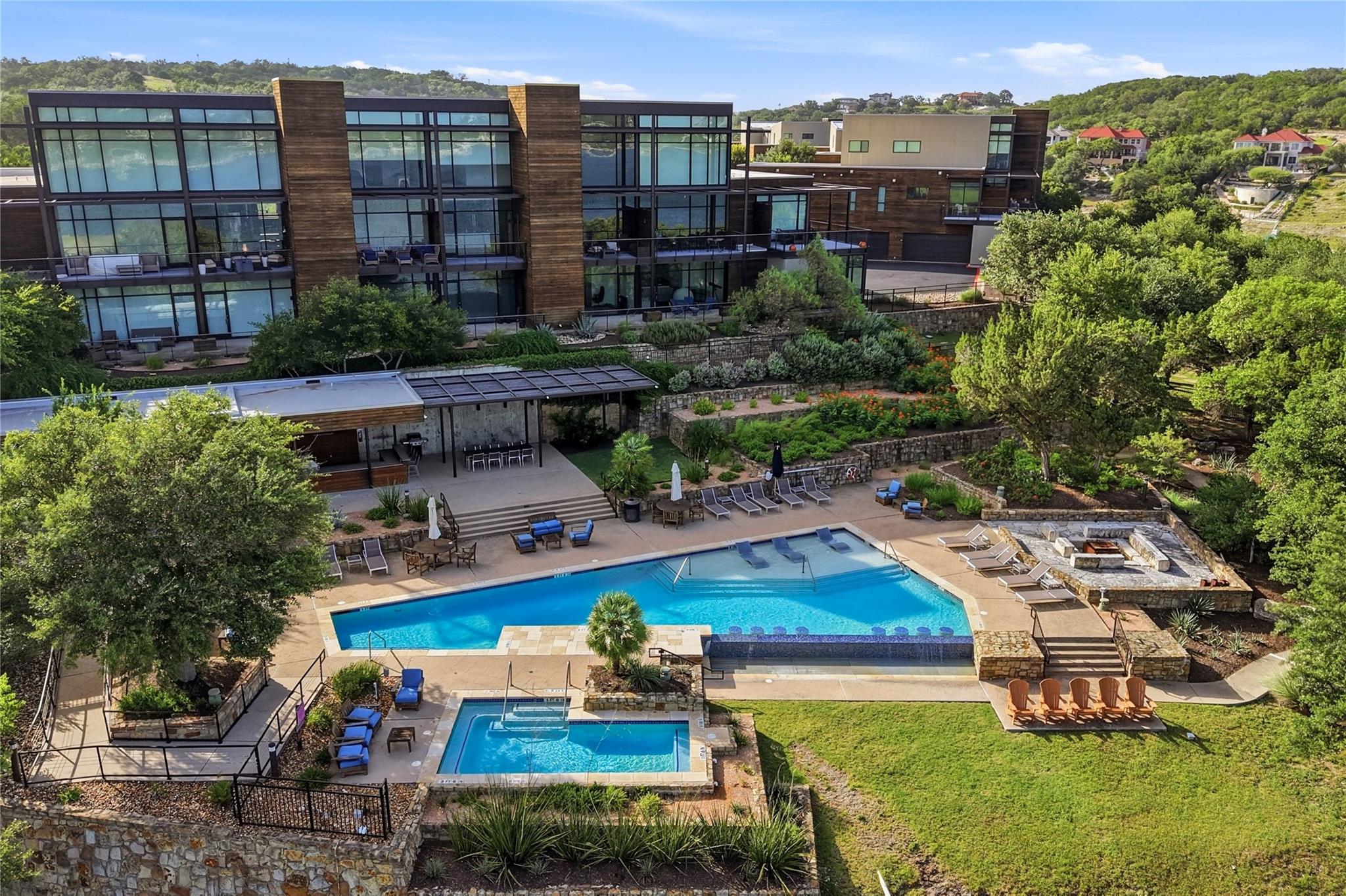 1101 Ivean Pearson RD #E203, Lago Vista, TX 78645