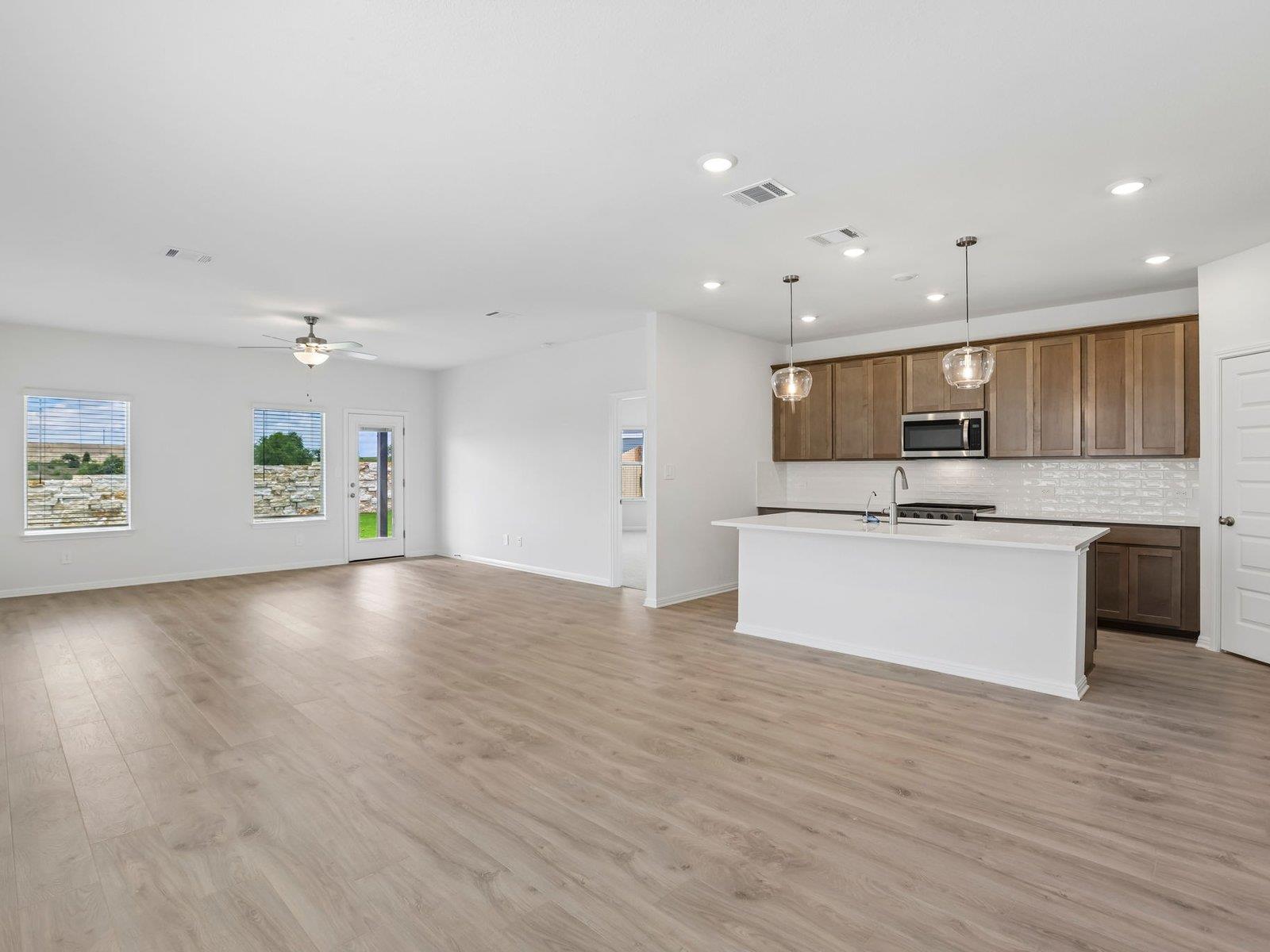 808 Loriner Way, Liberty Hill, TX 78642