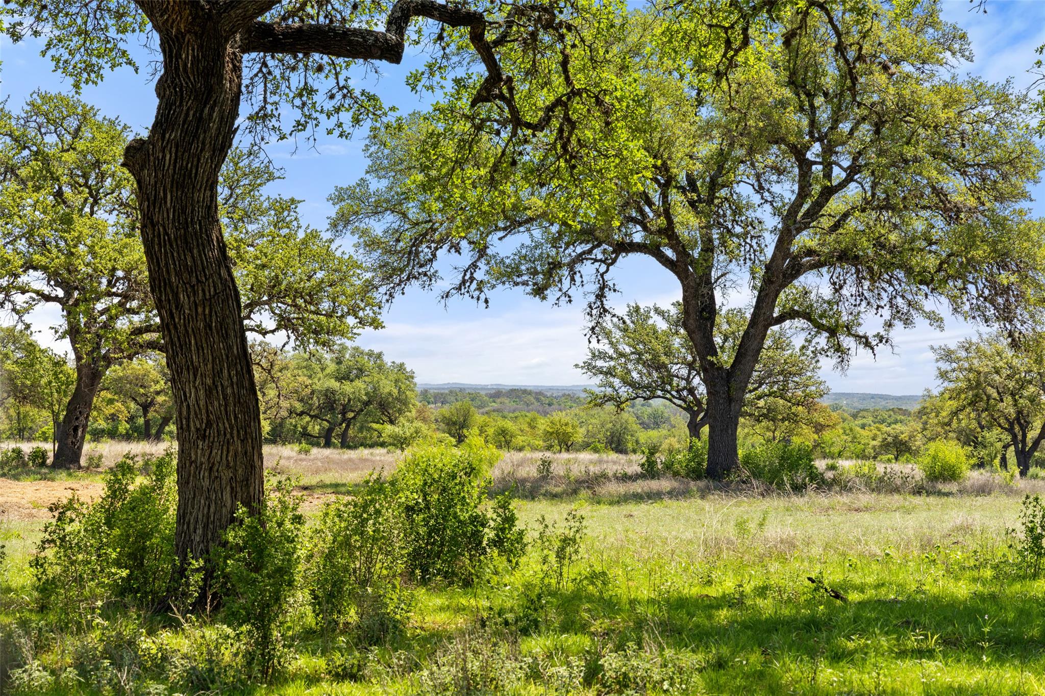 795 Gibson RD, Johnson City, TX 78636