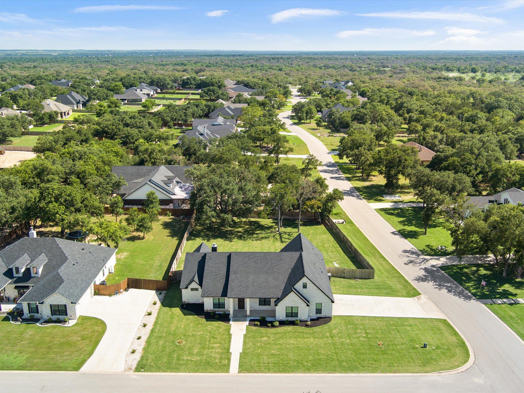 8425 Anna's Spring DR, Salado, TX 76571