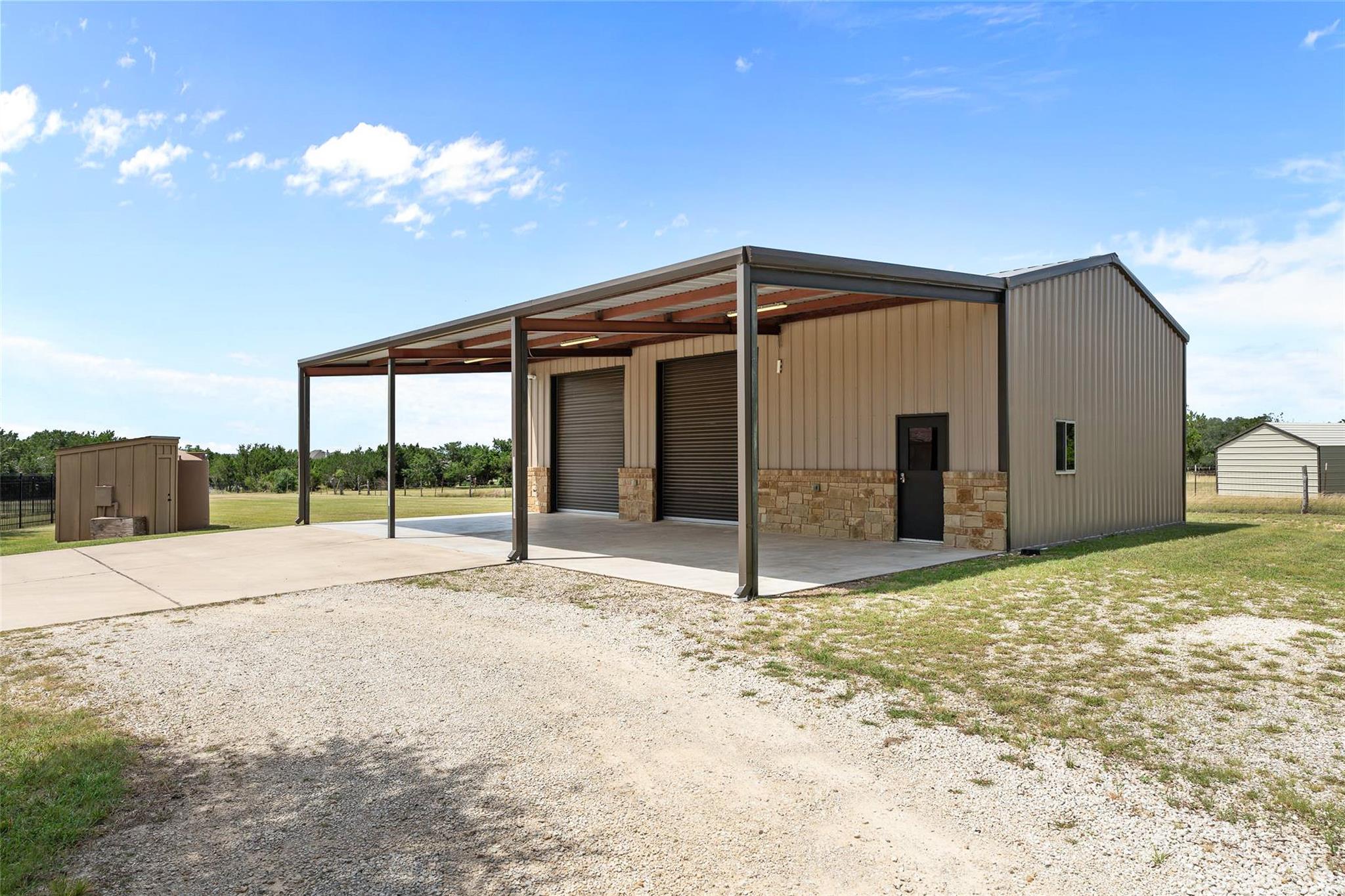 149 Sunrise CIR, Liberty Hill, TX 78642