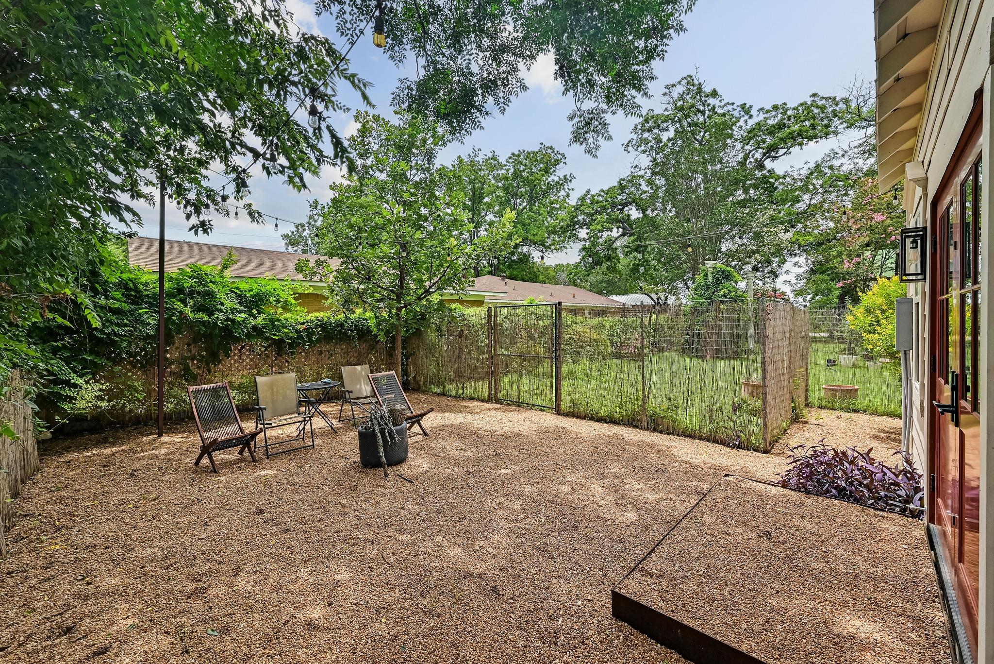 805 Main ST, Bastrop, TX 78602