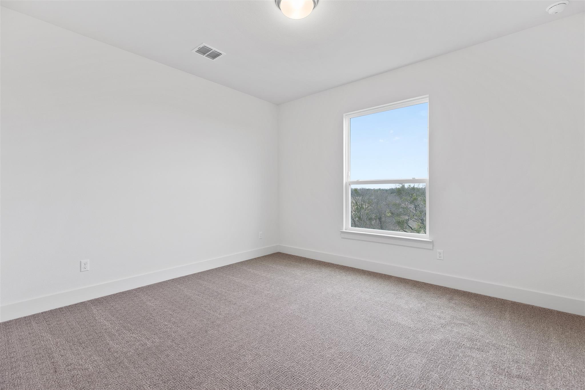 1531 N Red Bud LN #28, Round Rock, TX 78665