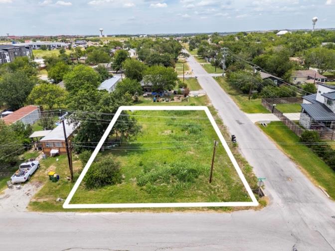 301 W Eggleston ST, Manor, TX 78653