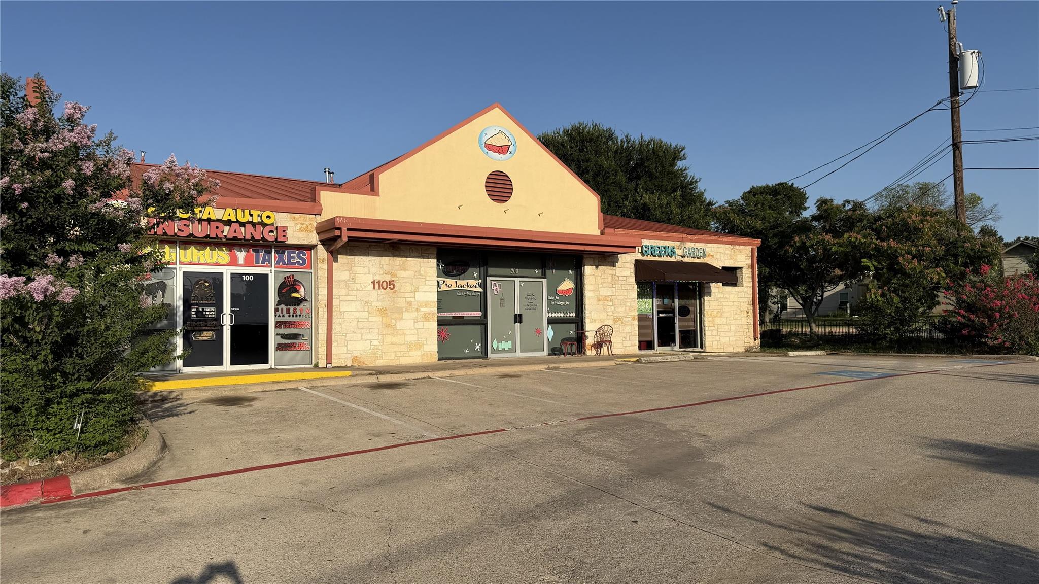 1105 S Mays ST, Round Rock, TX 78664
