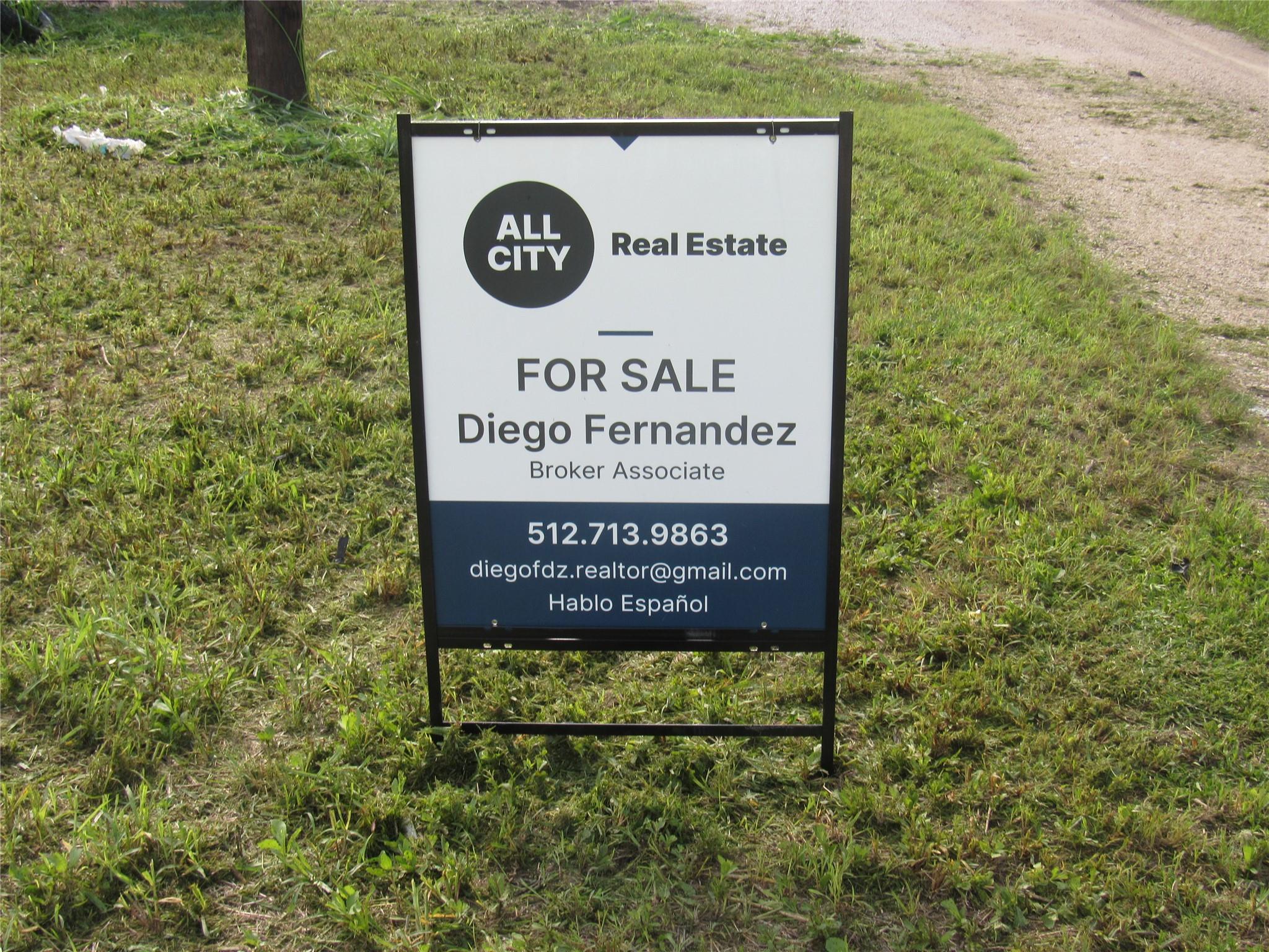 500 Arnold DR, Bartlett, TX 76511