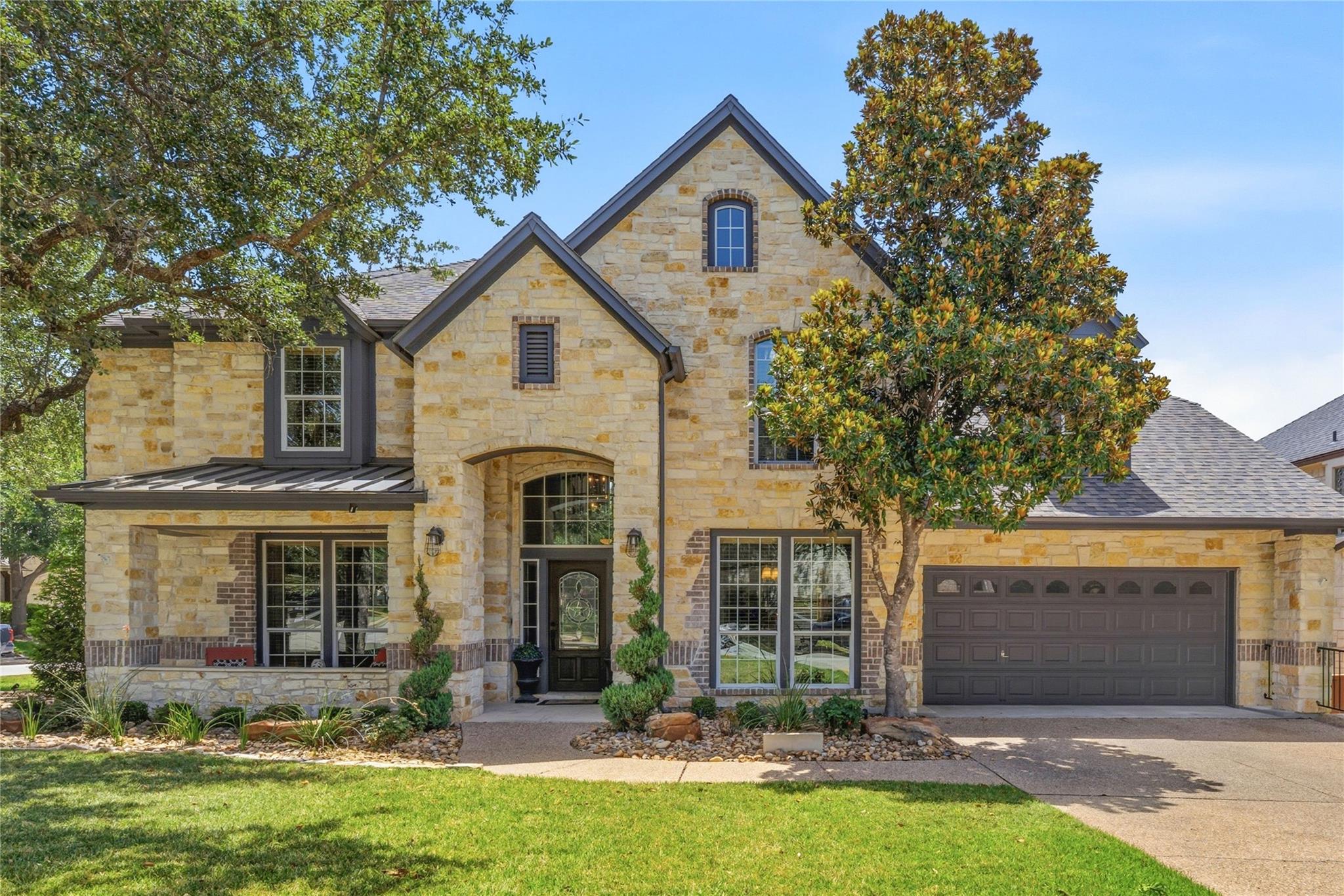 2700 Lothian DR, Cedar Park, TX 78613