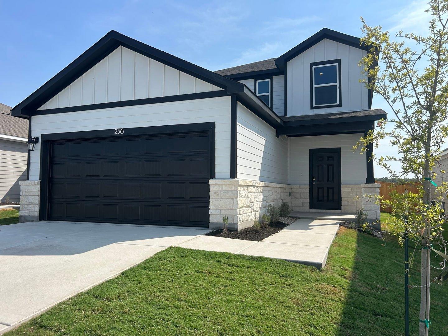 256 Firefox Way, Jarrell, TX 76537